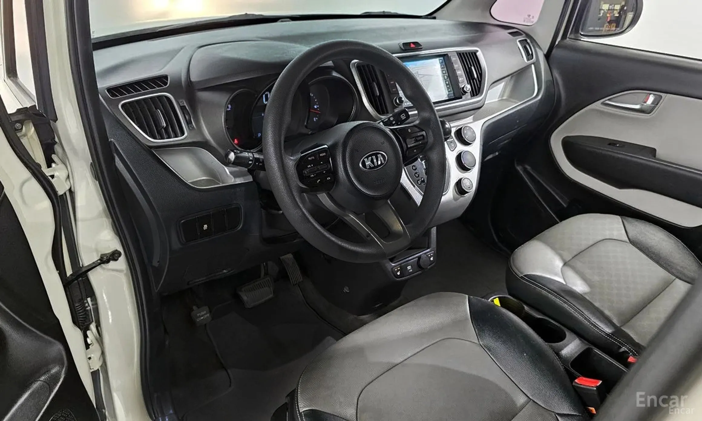Kia Ray превью 4