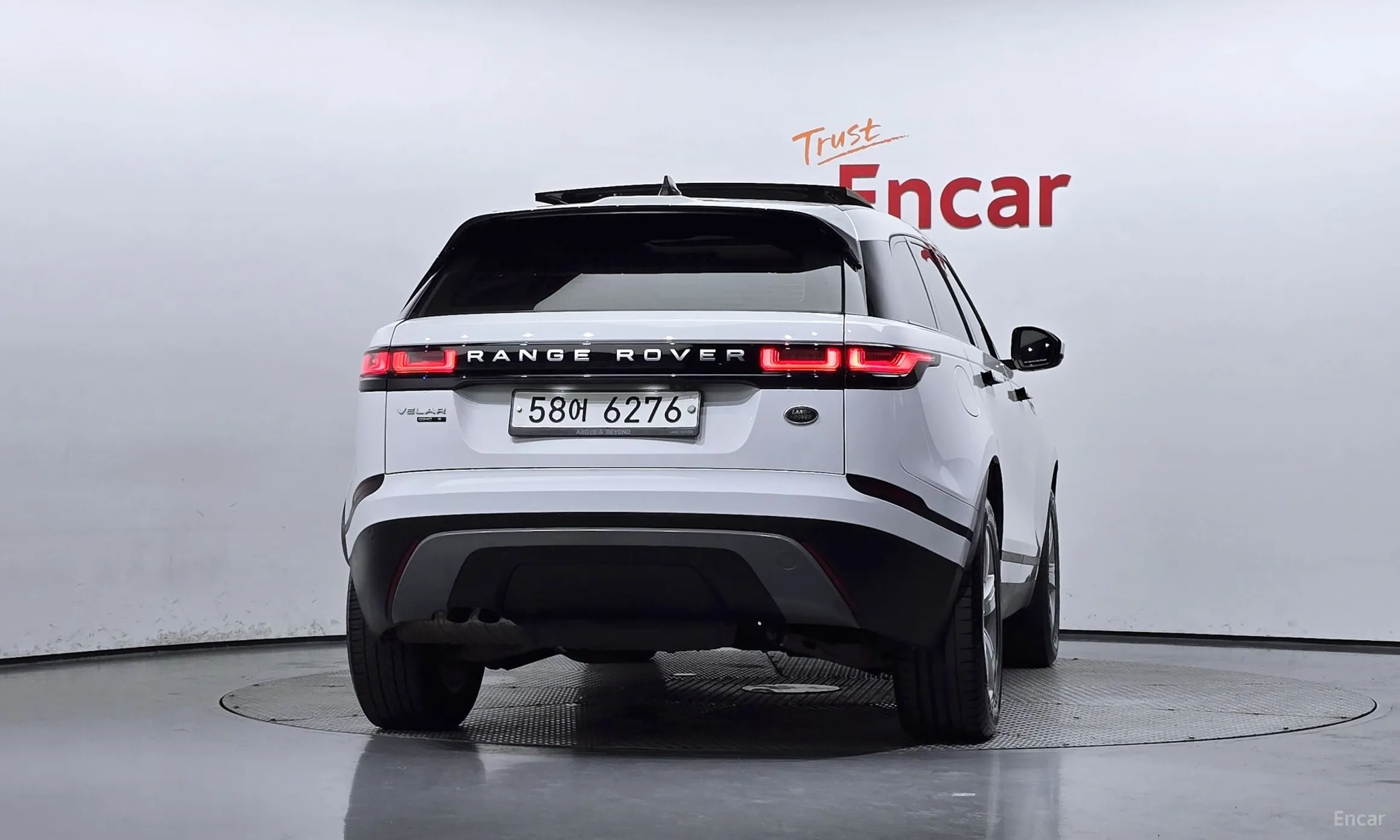 Land Rover Range Rover Bella превью 3