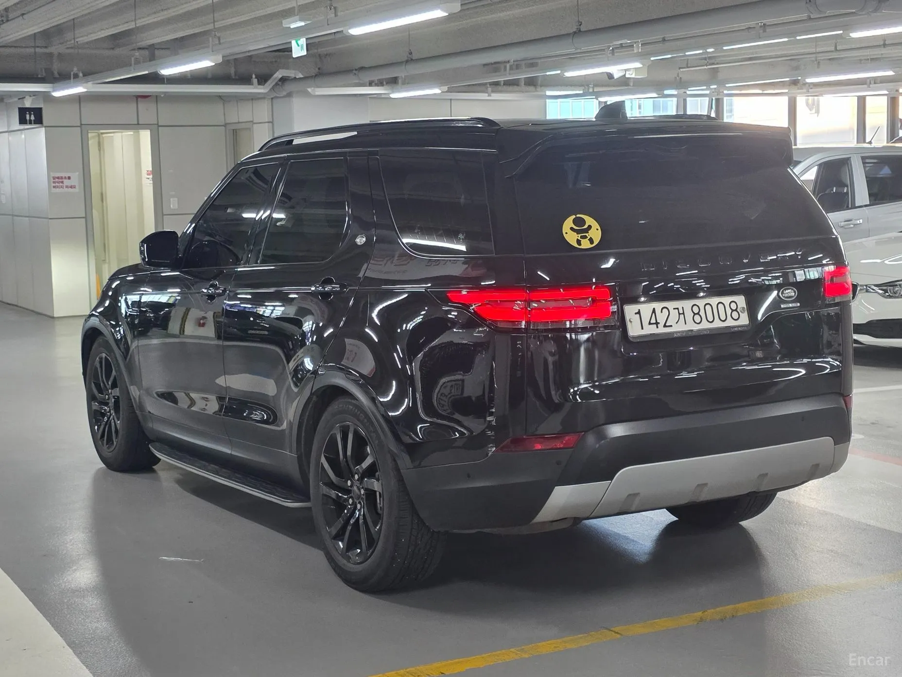 Land Rover Discovery 5 превью 2