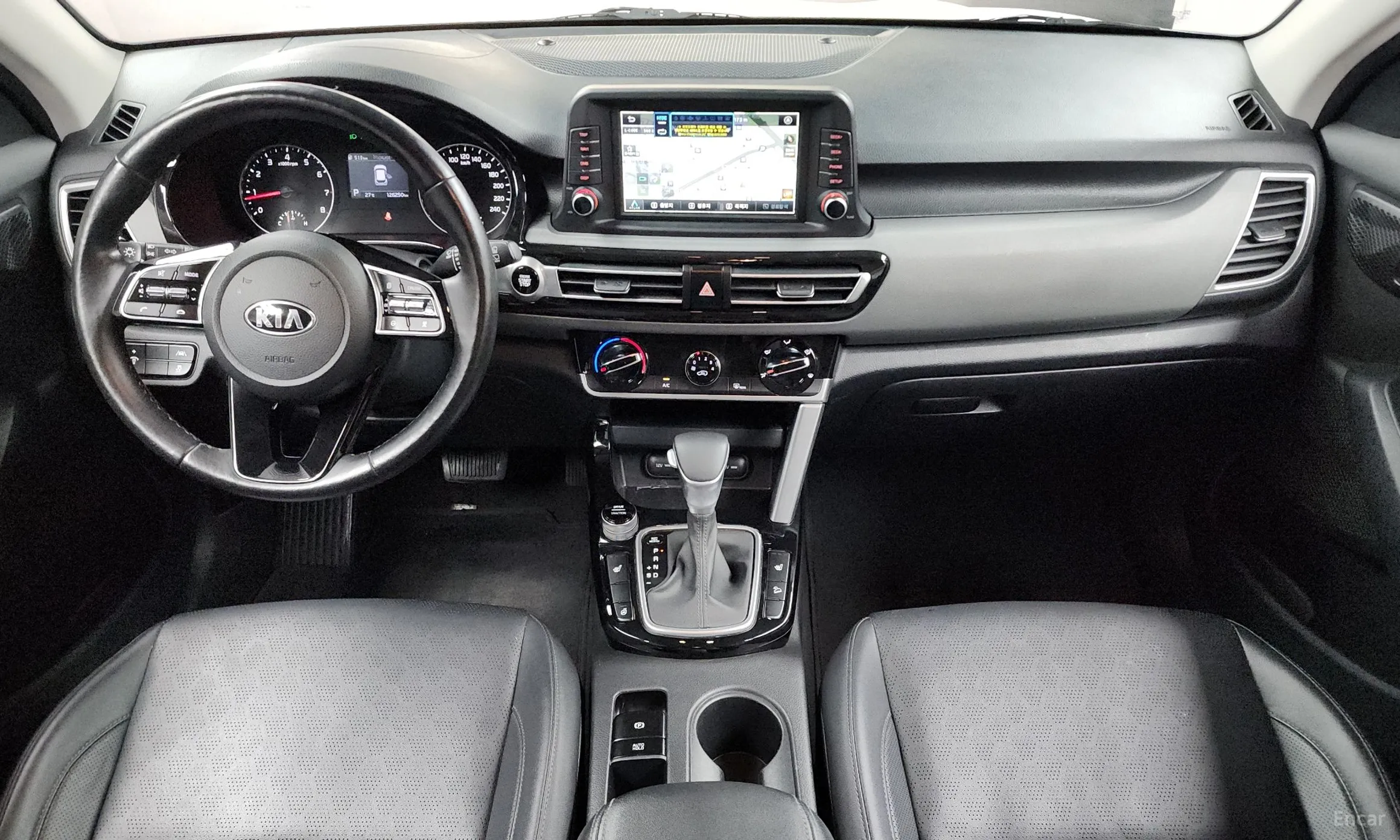 Kia Seltos превью 4