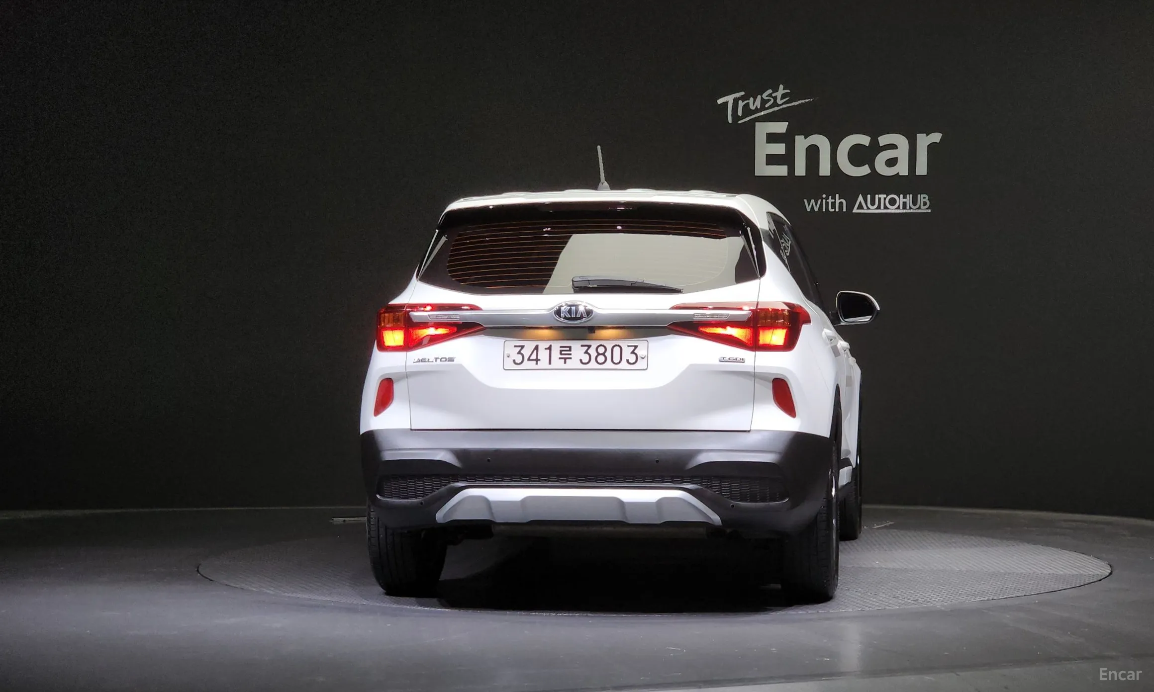 Kia Seltos превью 3