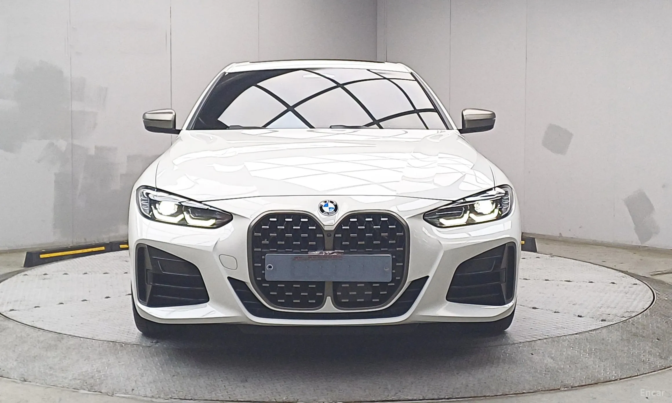 BMW Series 4 (G22)