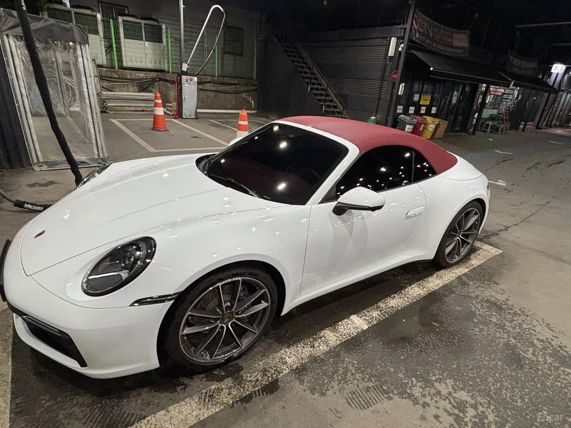 Porsche 911 (992)