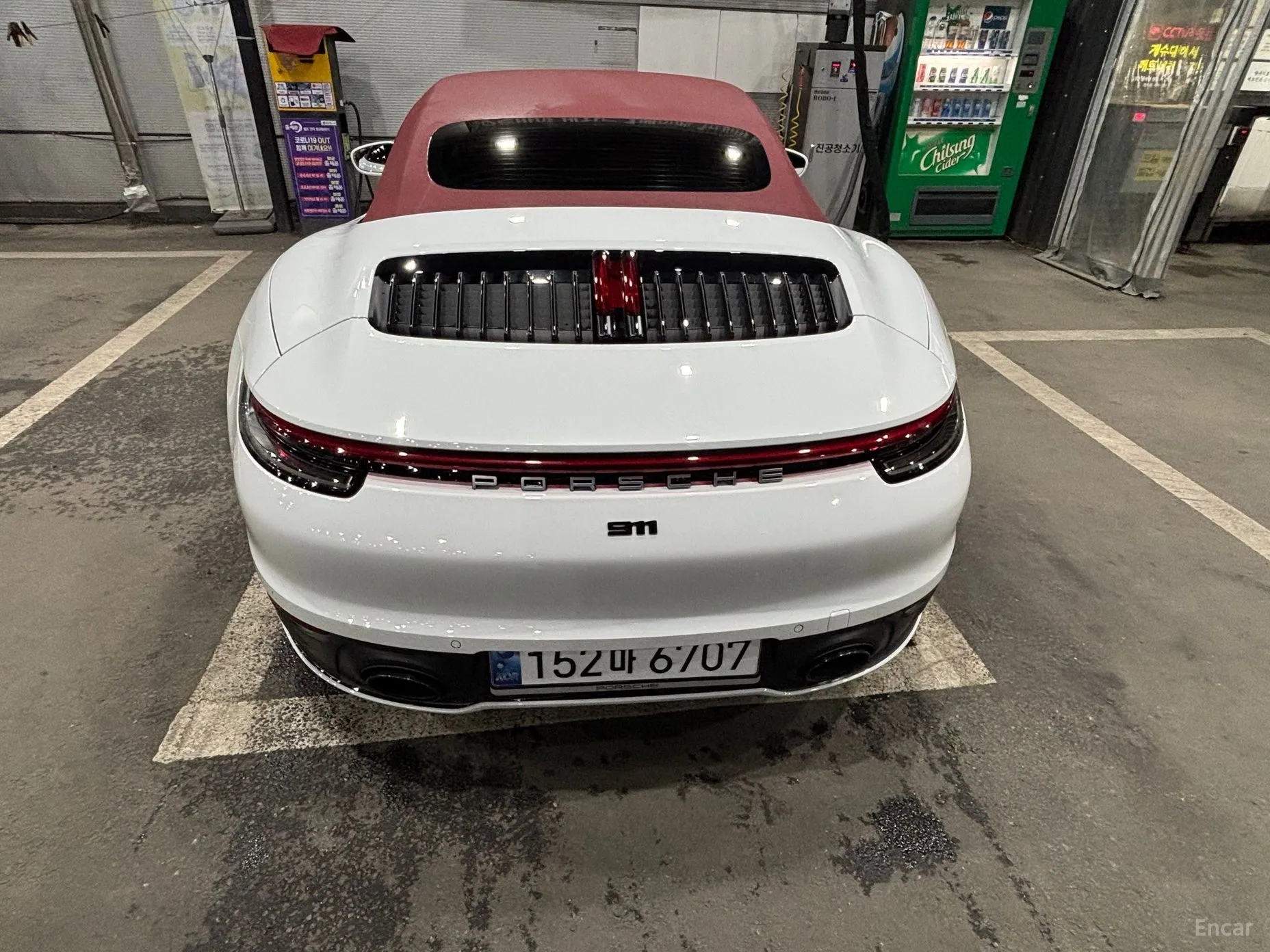 Porsche 911 (992) превью 3
