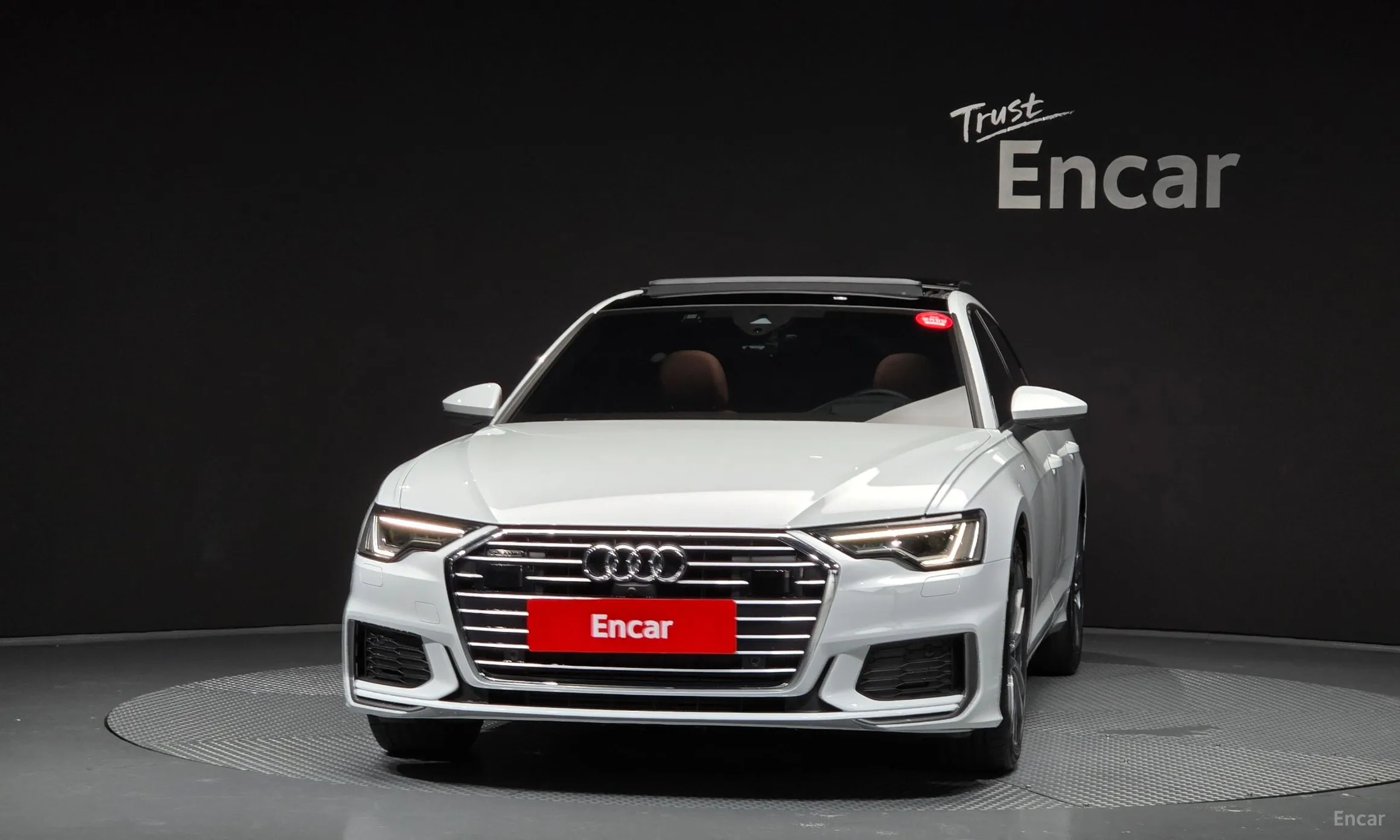 Audi A6 (C8) превью 2