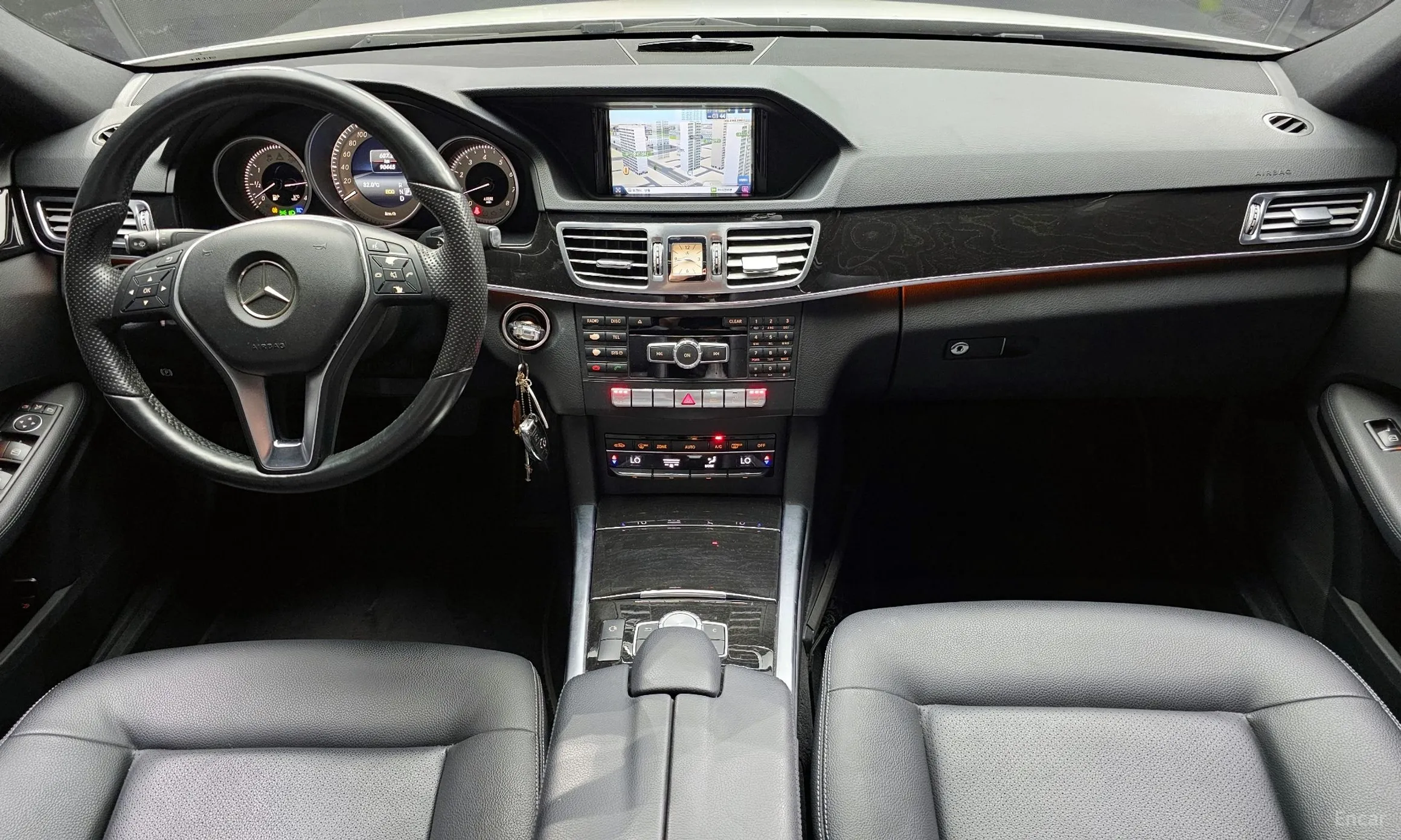 Mercedes Benz E-Class W212 превью 4