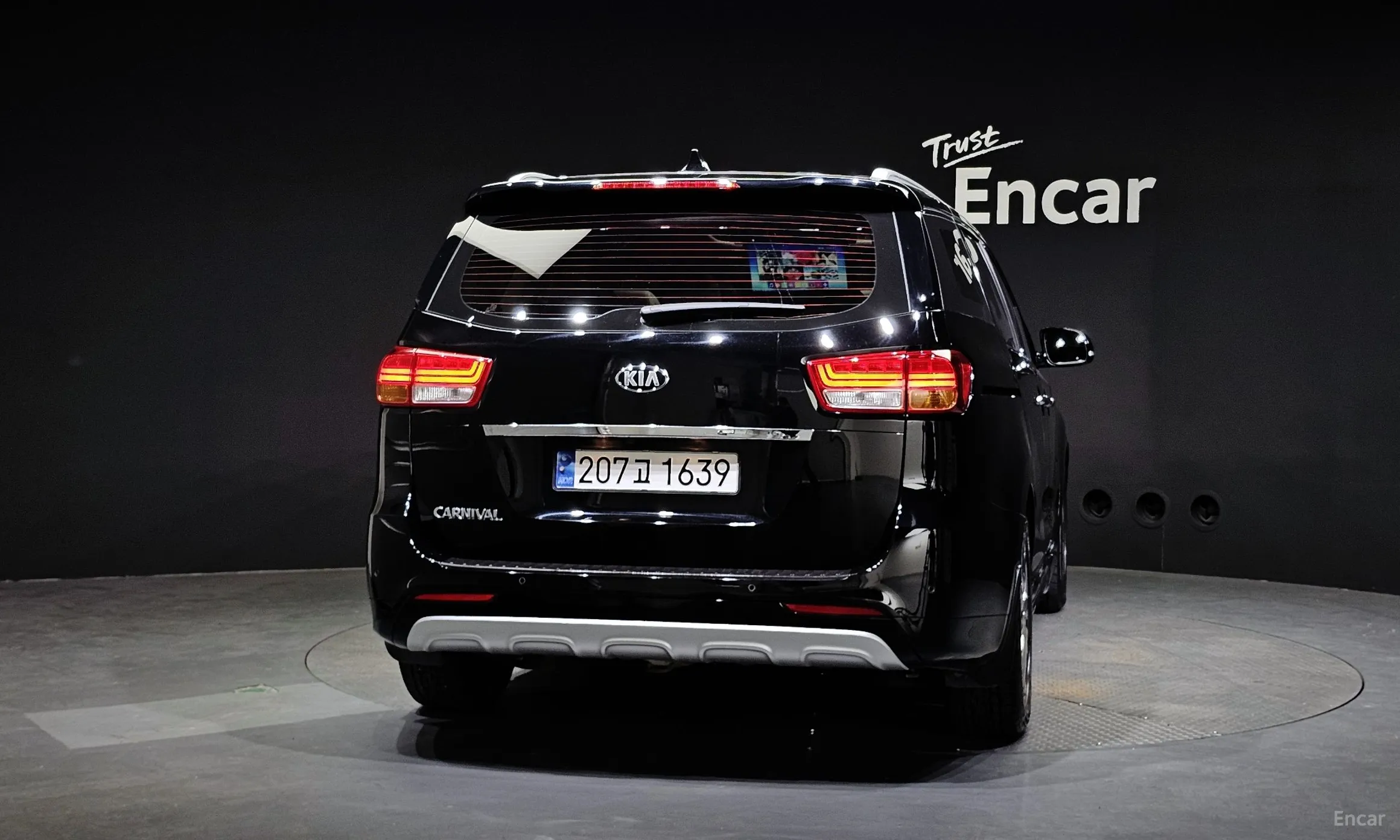 Kia Carnival превью 3