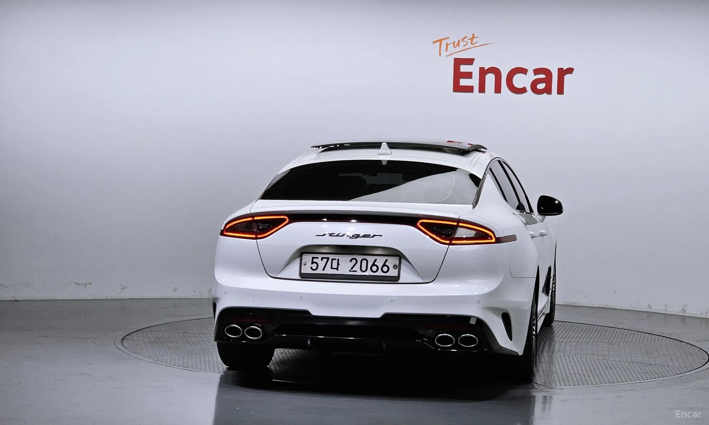 Kia Stinger превью 3
