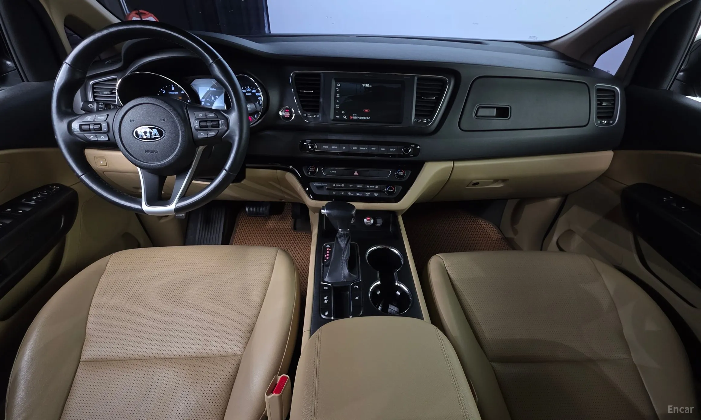 Kia Carnival превью 4