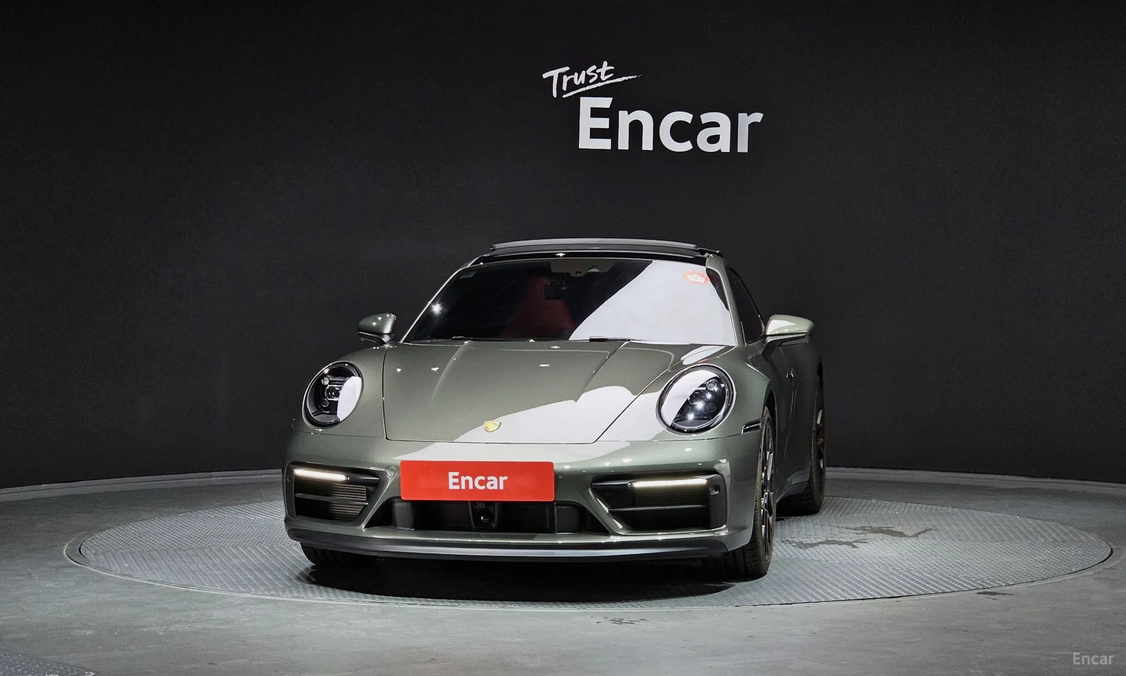 Porsche 911 (992) превью 2