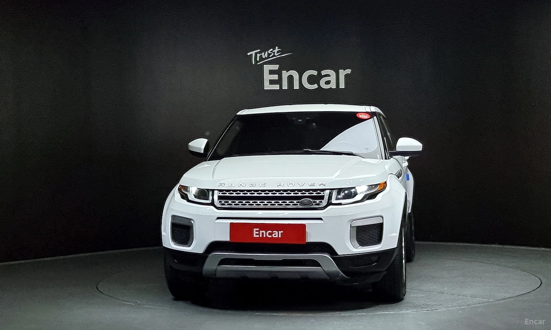 Land Rover Range Rover Evoque превью 2