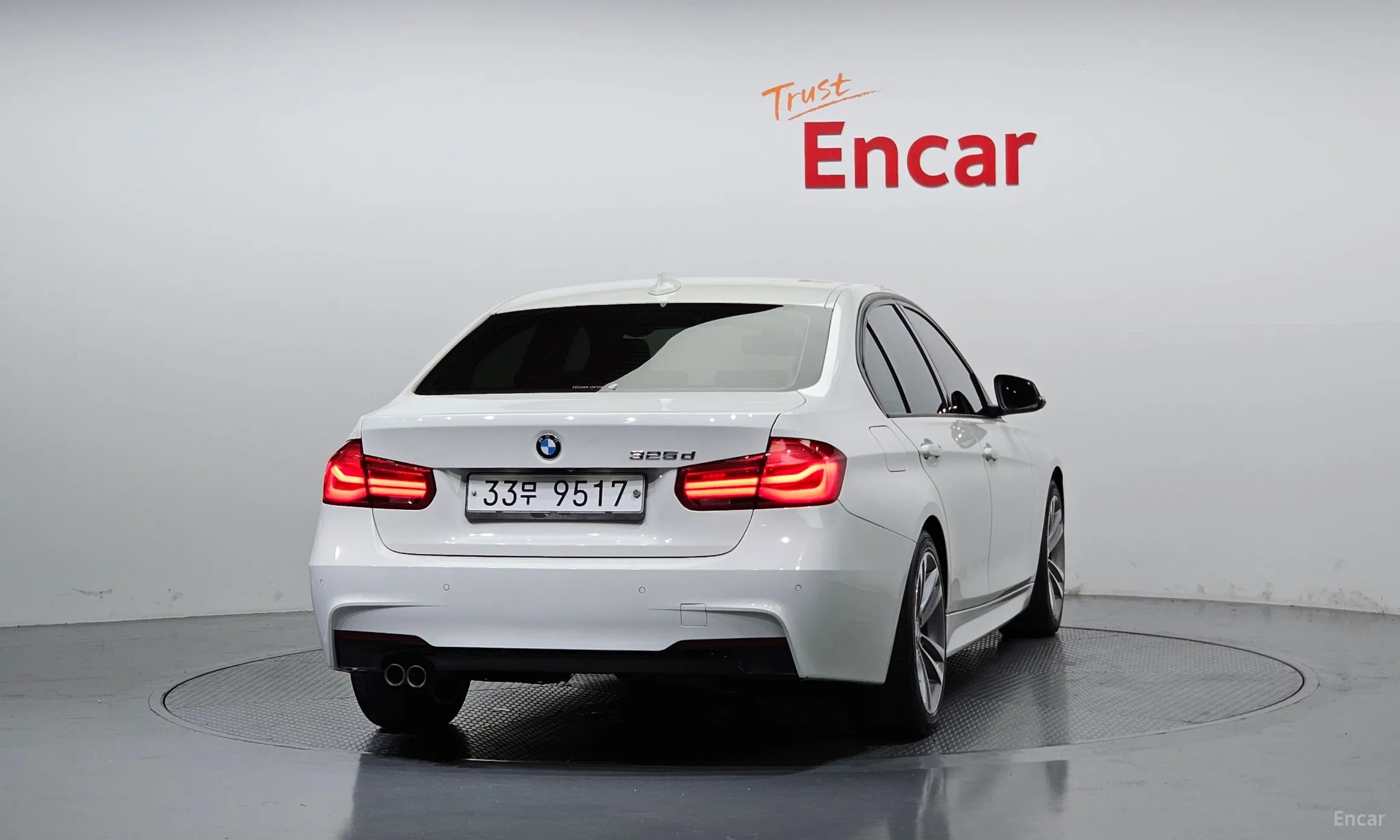 BMW 3 Series (F30) превью 3