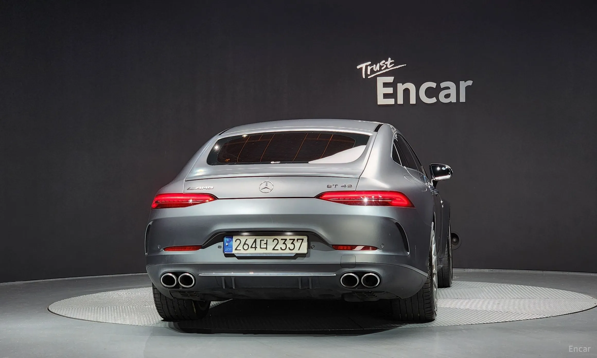 Mercedes Benz AMG GT превью 3
