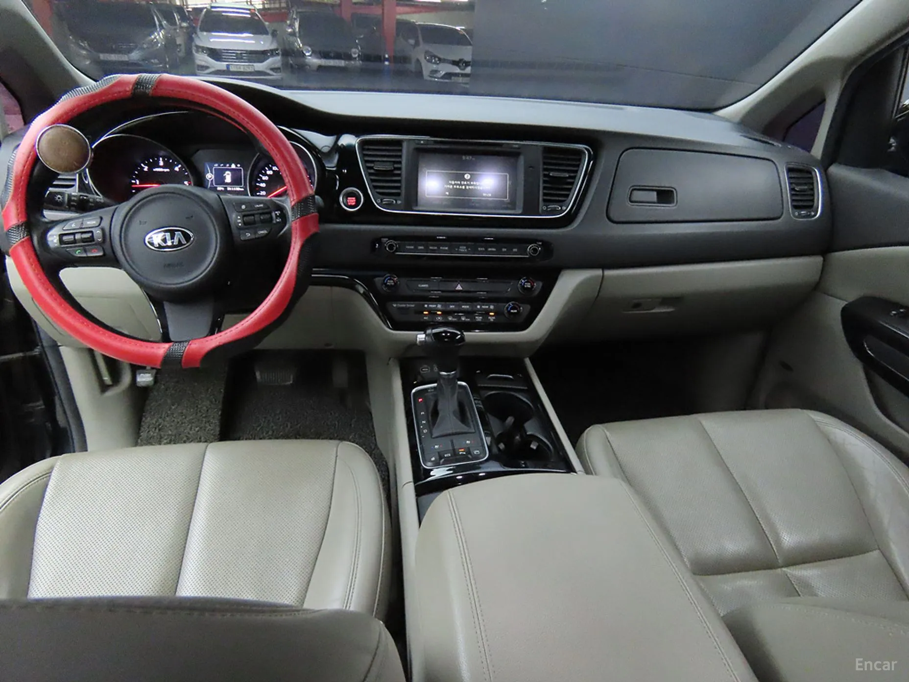 Kia Carnival превью 4