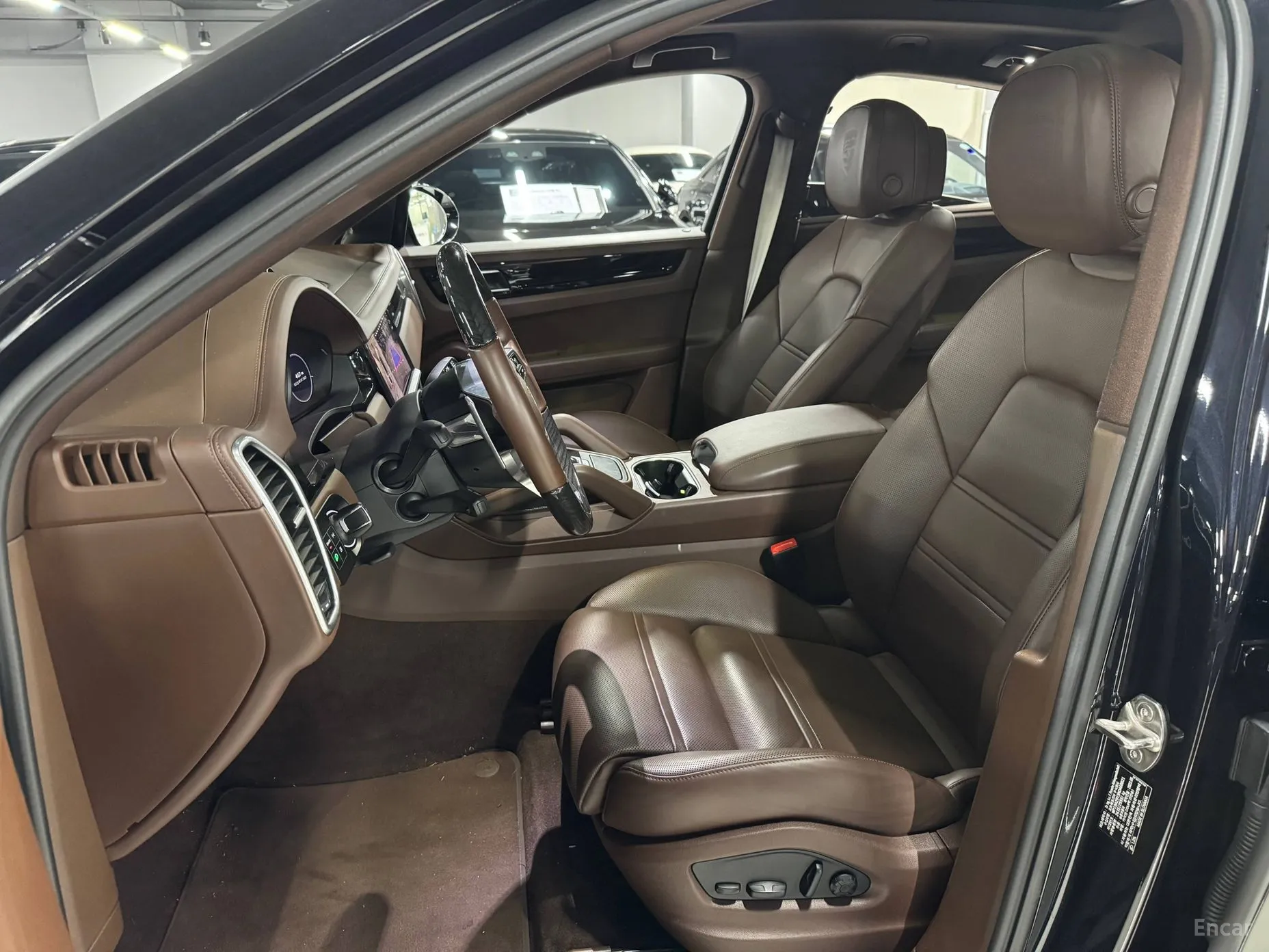 Porsche Cayenne (PO536) превью 4