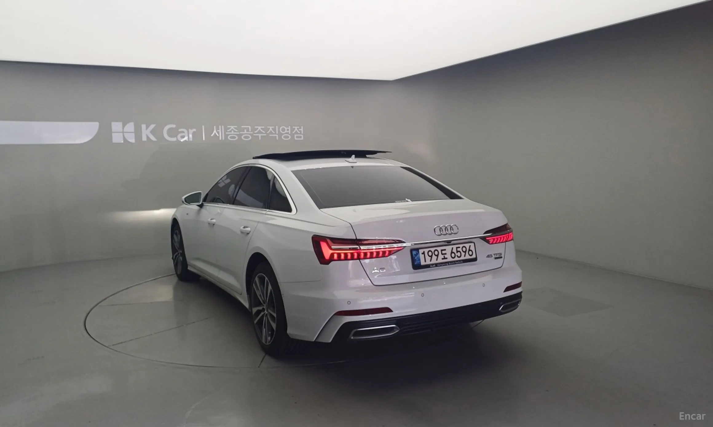 Audi A6 (C8) превью 3