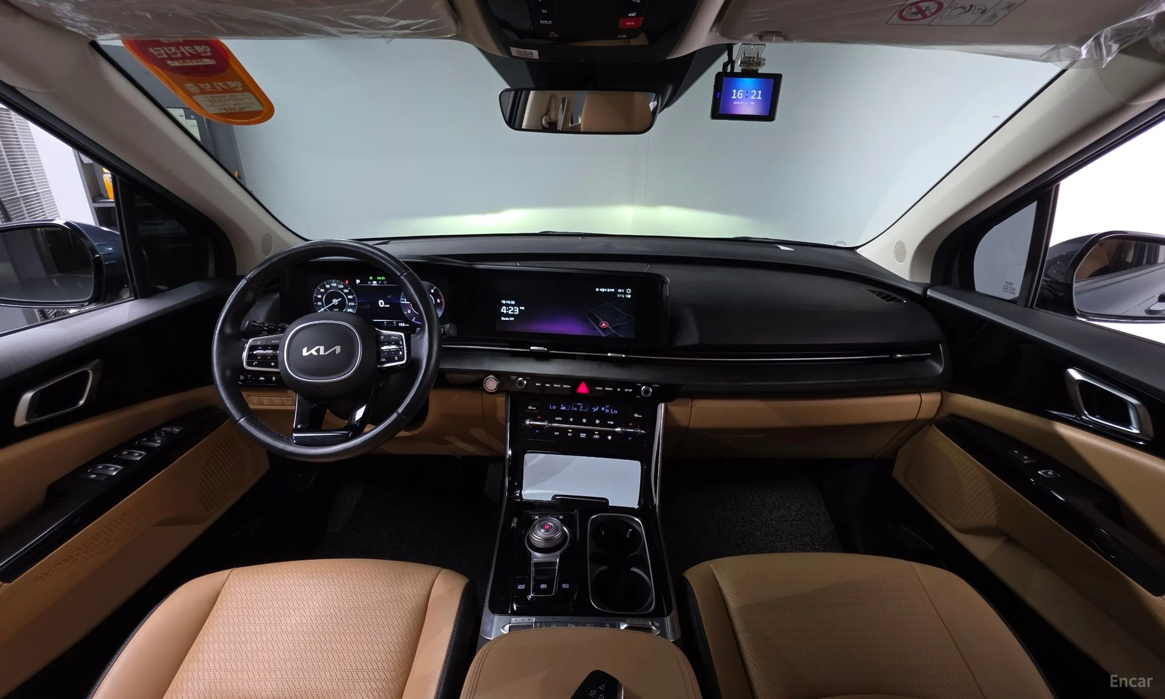 Kia Carnival Gen 4 превью 4