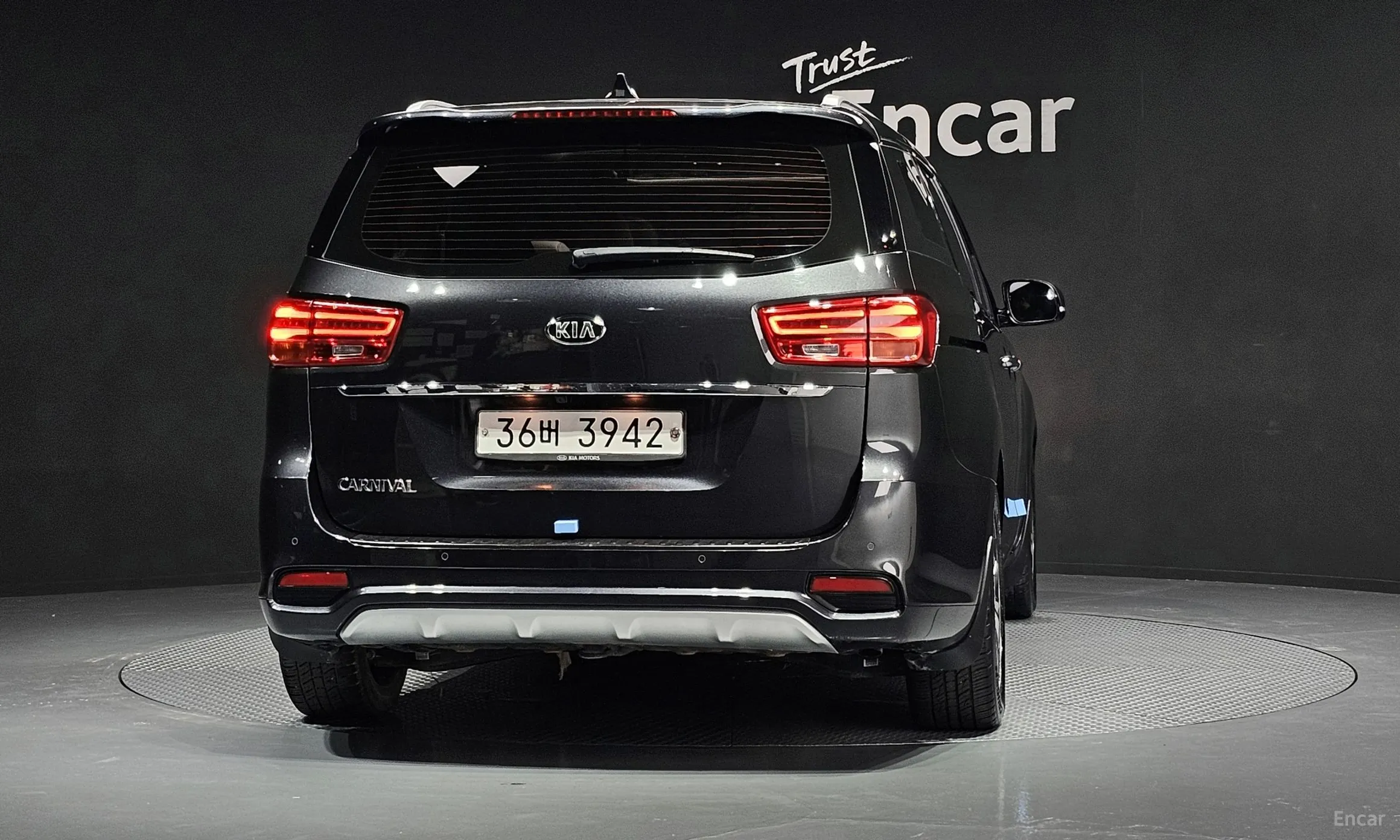 Kia Carnival превью 3