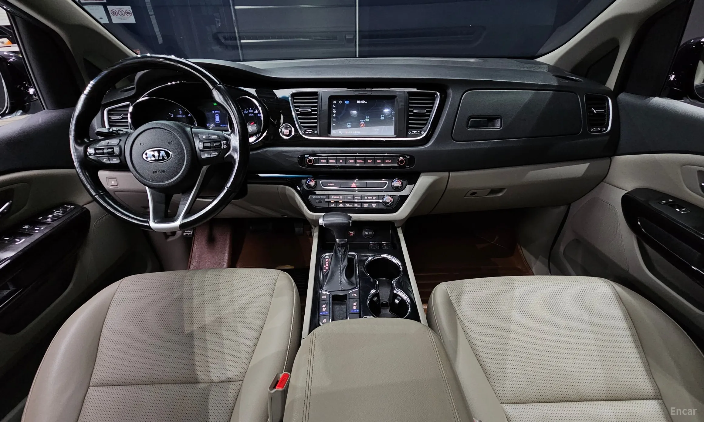 Kia Carnival превью 4