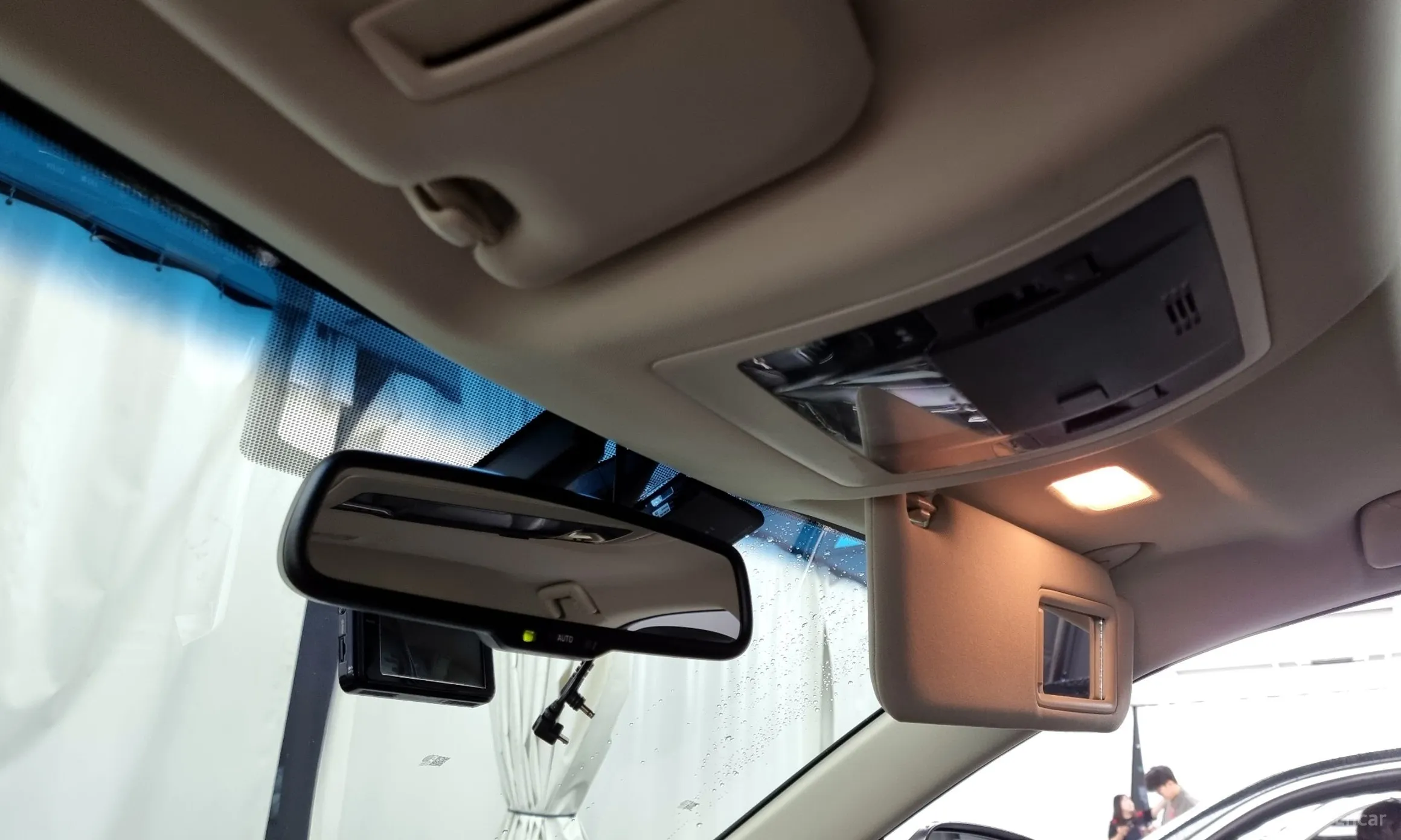 Lexus NX300h превью 18