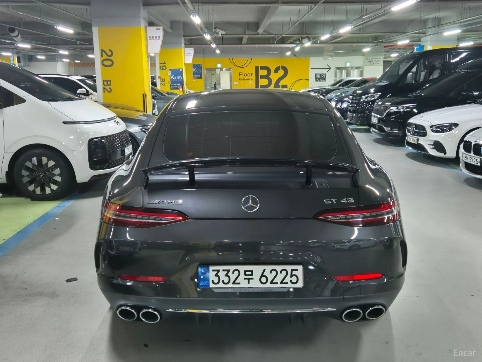 Mercedes Benz AMG GT превью 3