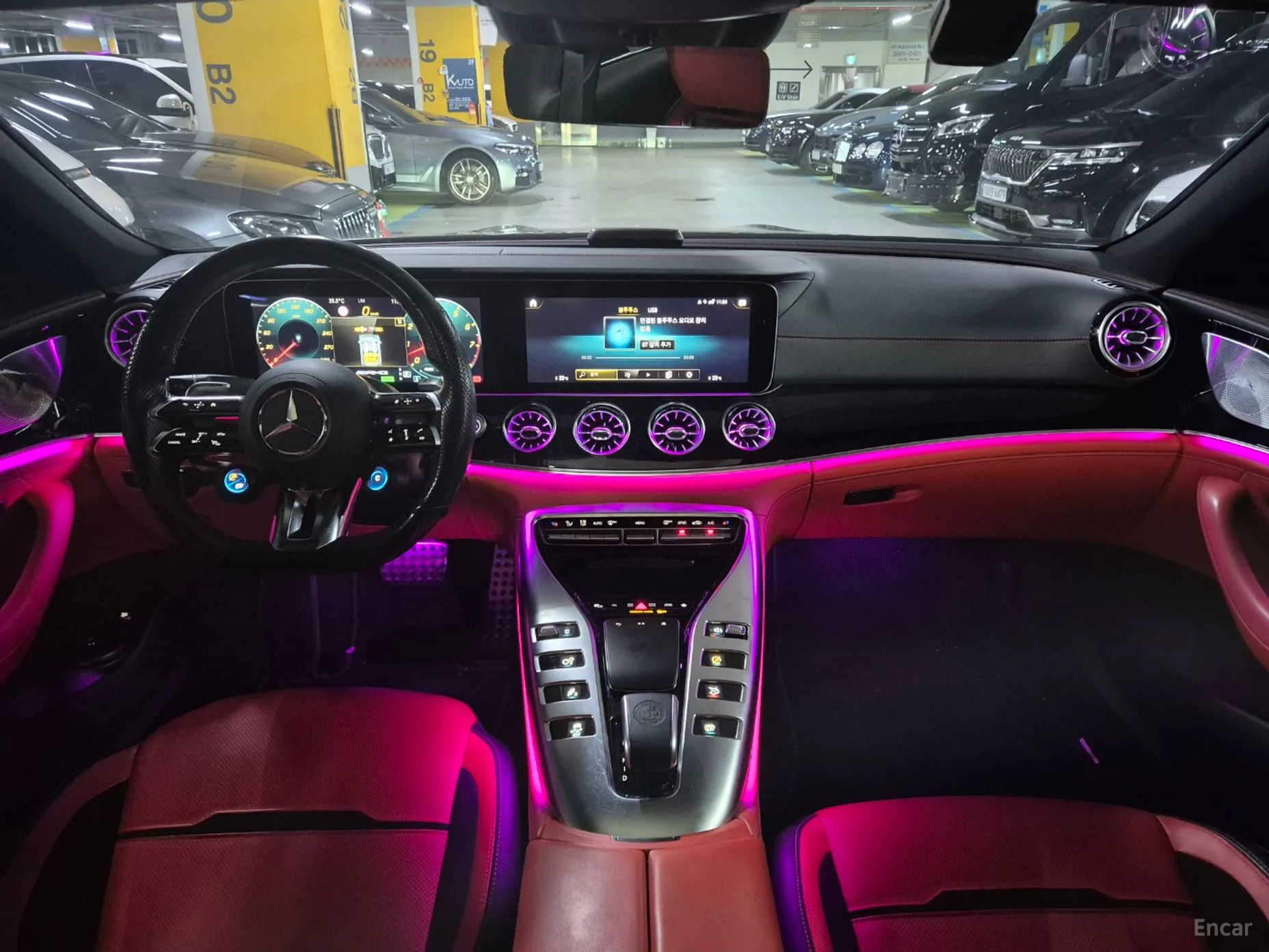 Mercedes Benz AMG GT превью 4