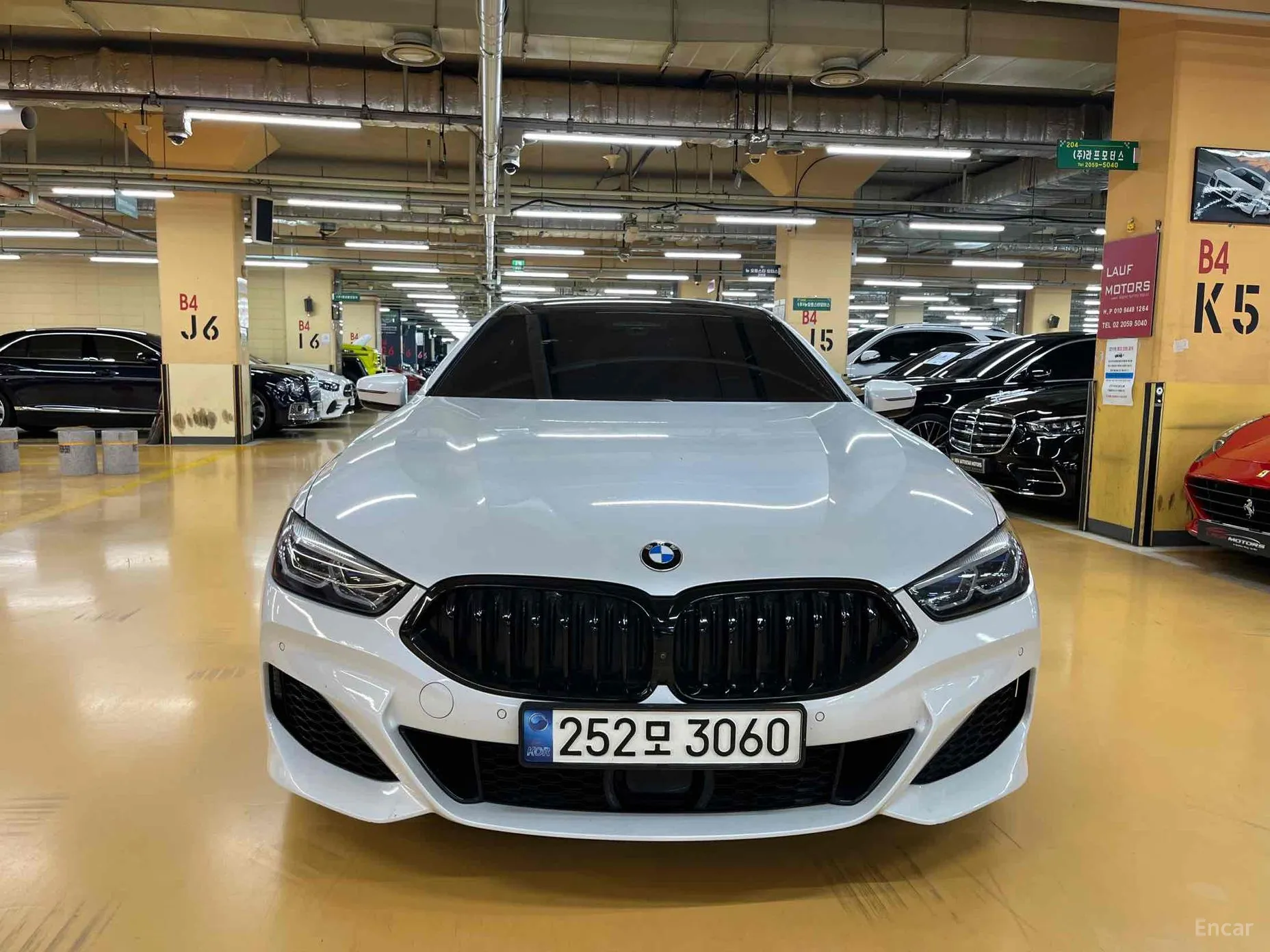 BMW 8-series (G15)