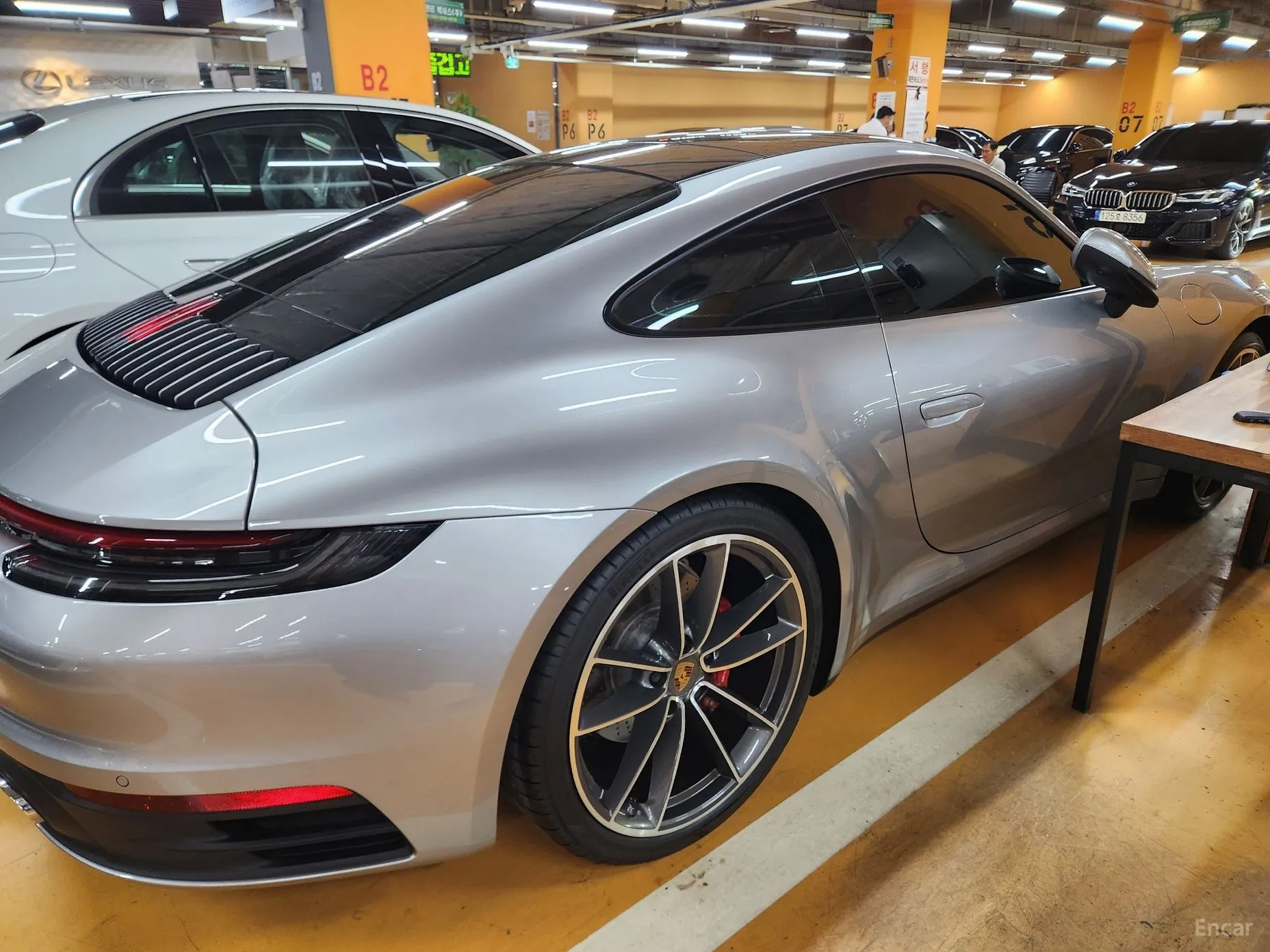 Porsche 911 (992) превью 3