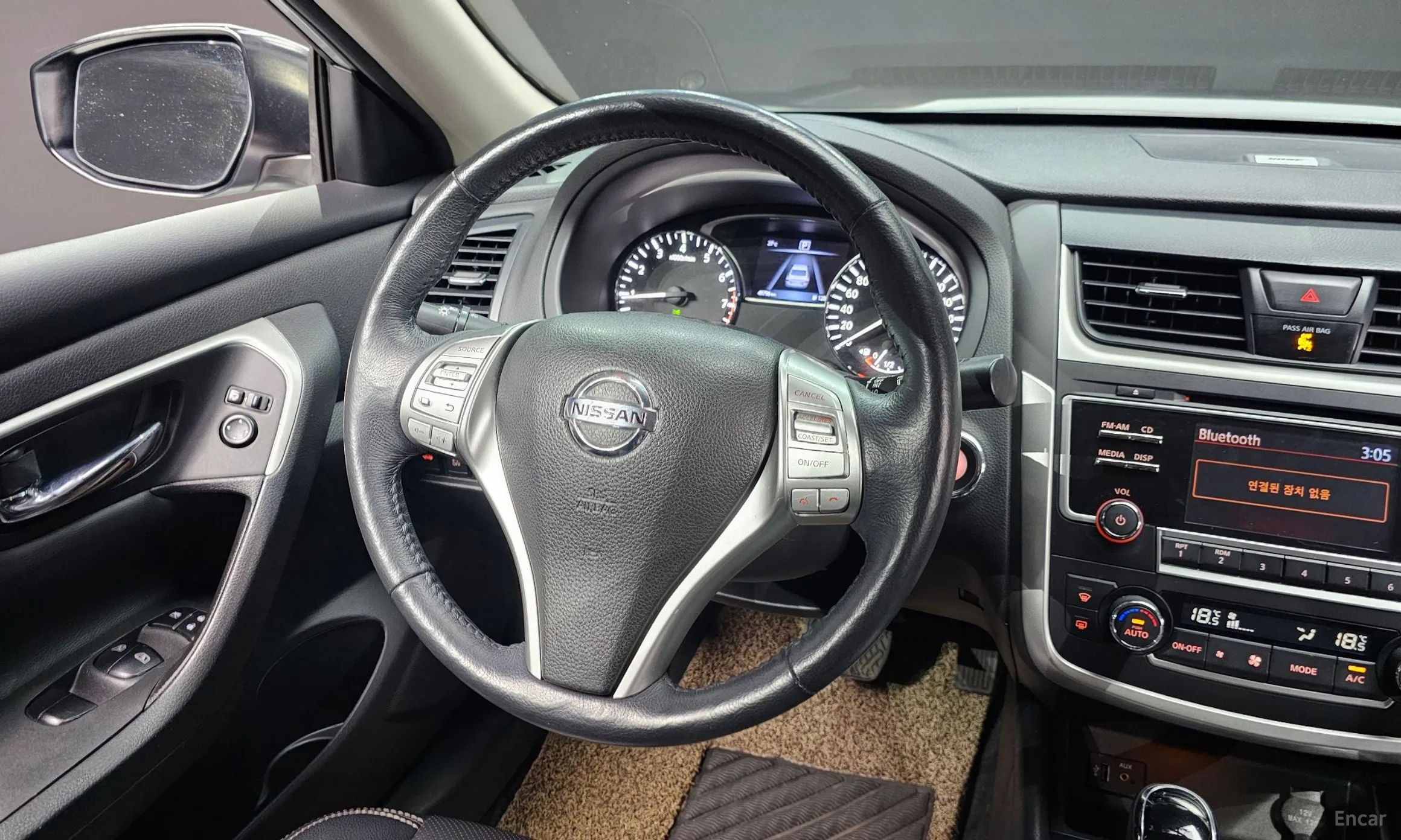 Nissan Altima превью 13