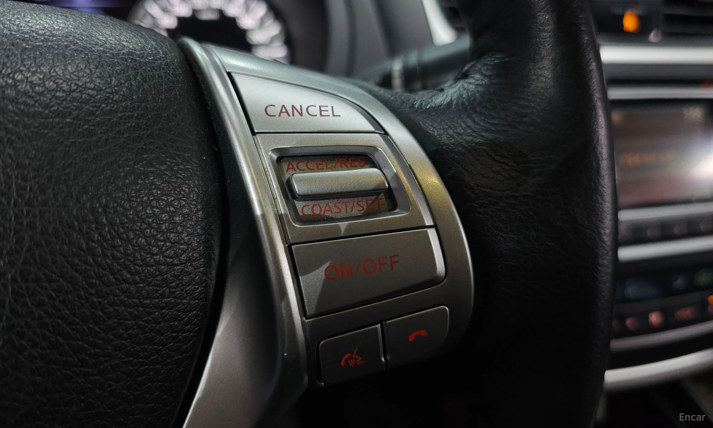Nissan Altima превью 19