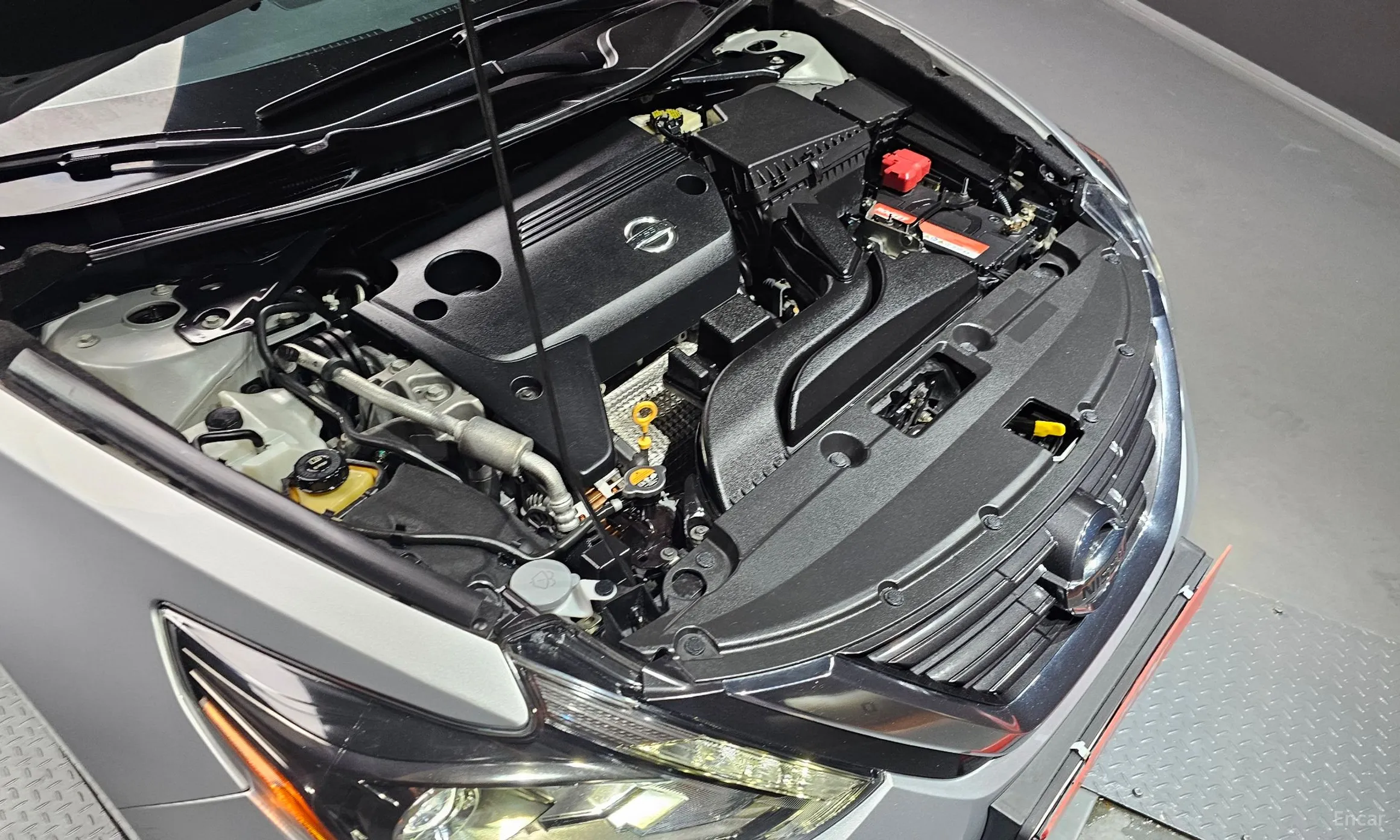 Nissan Altima превью 6