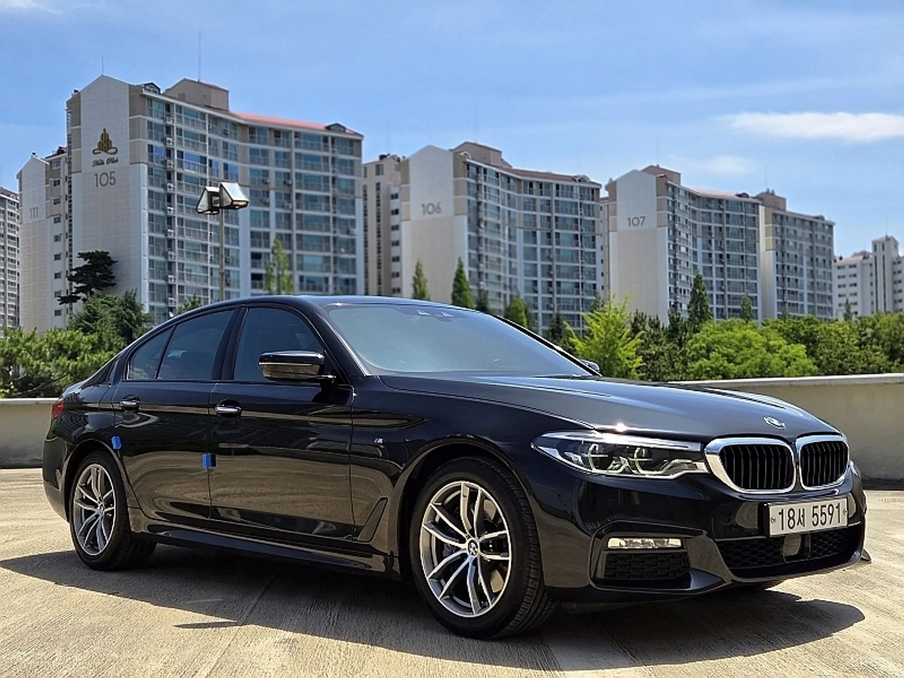 BMW 5 Series (G30) превью 2