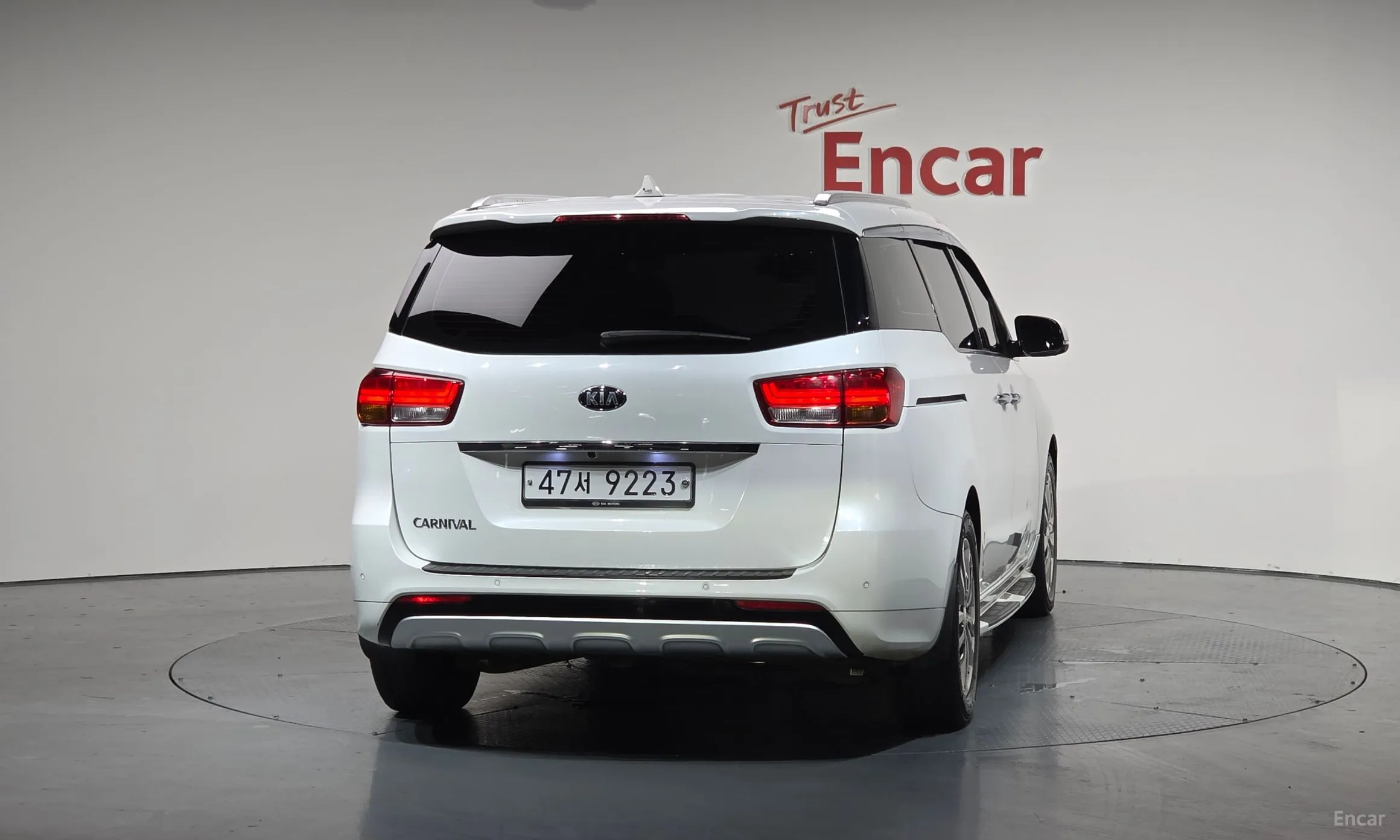 Kia Carnival превью 3