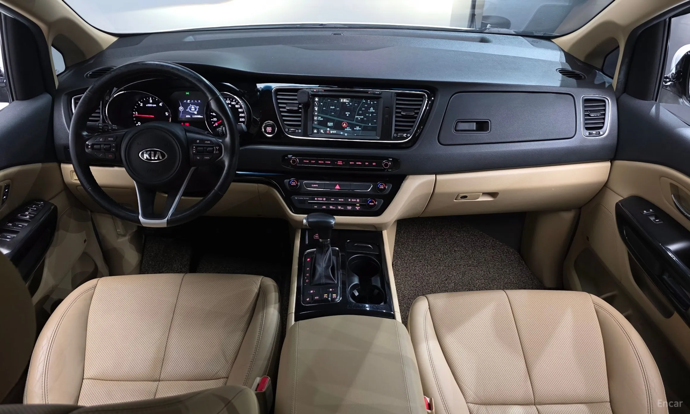 Kia Carnival превью 4
