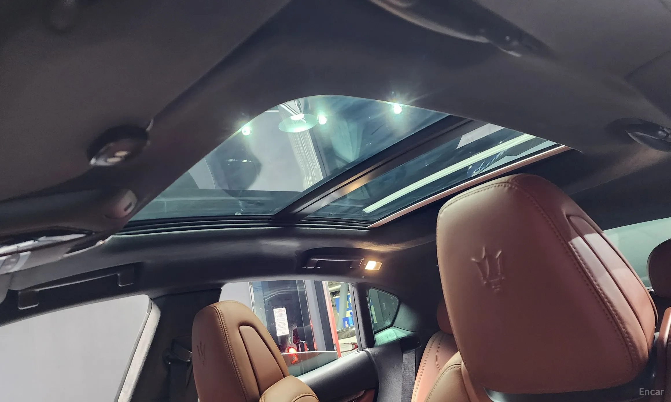 Maserati Levante превью 19