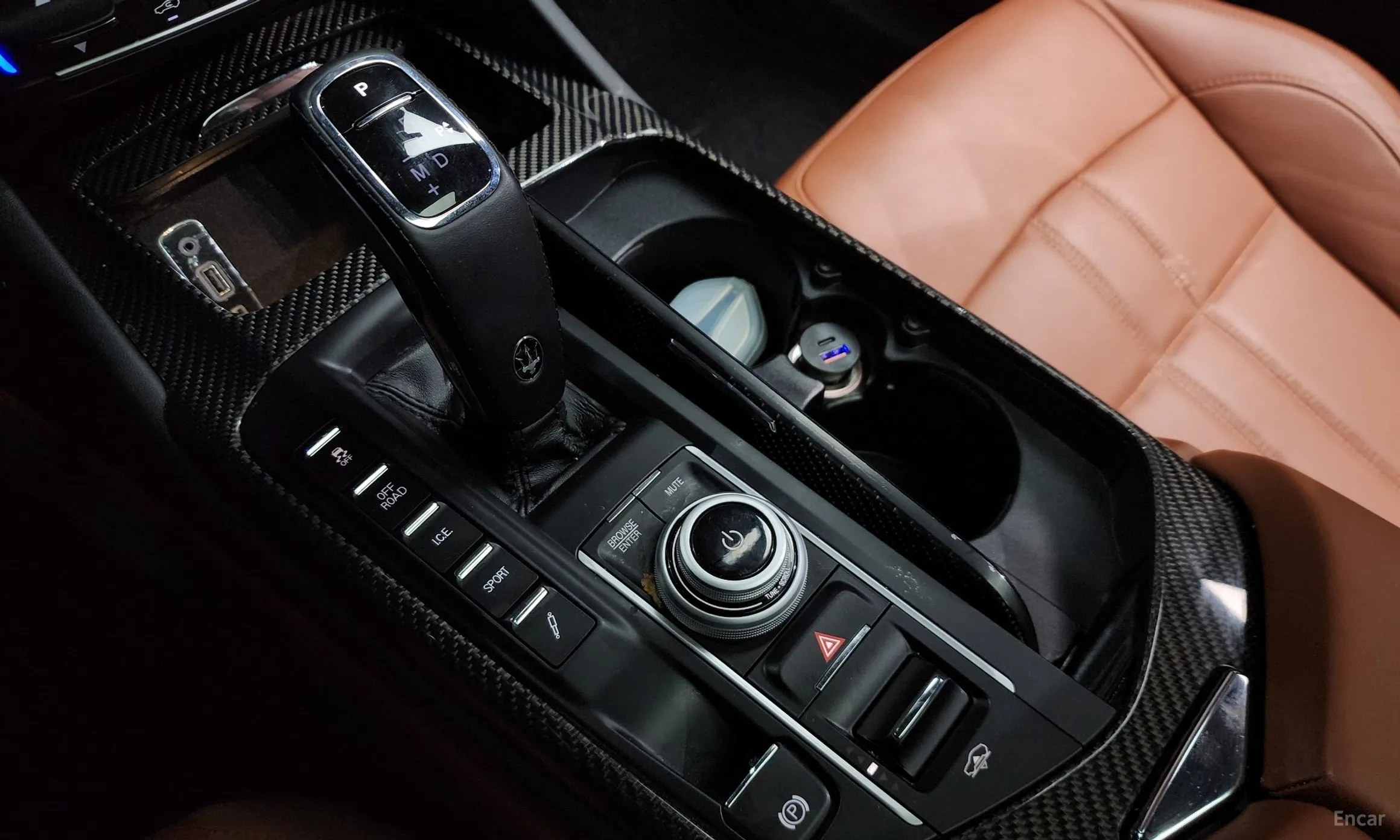 Maserati Levante превью 9