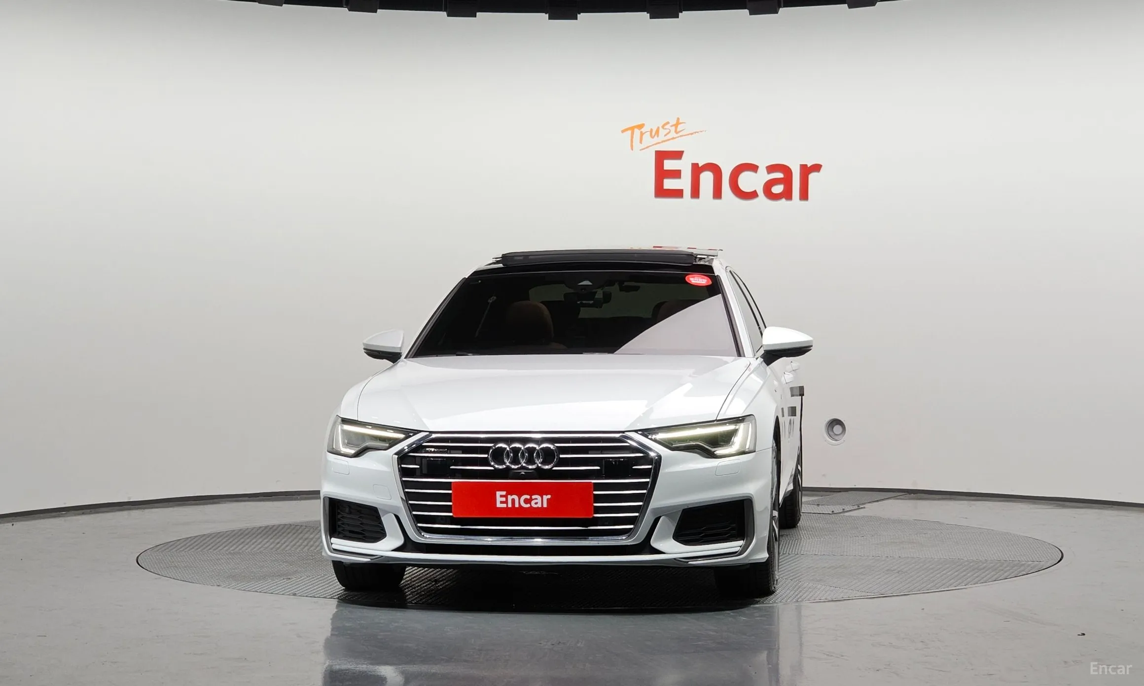 Audi A6 (C8) превью 2
