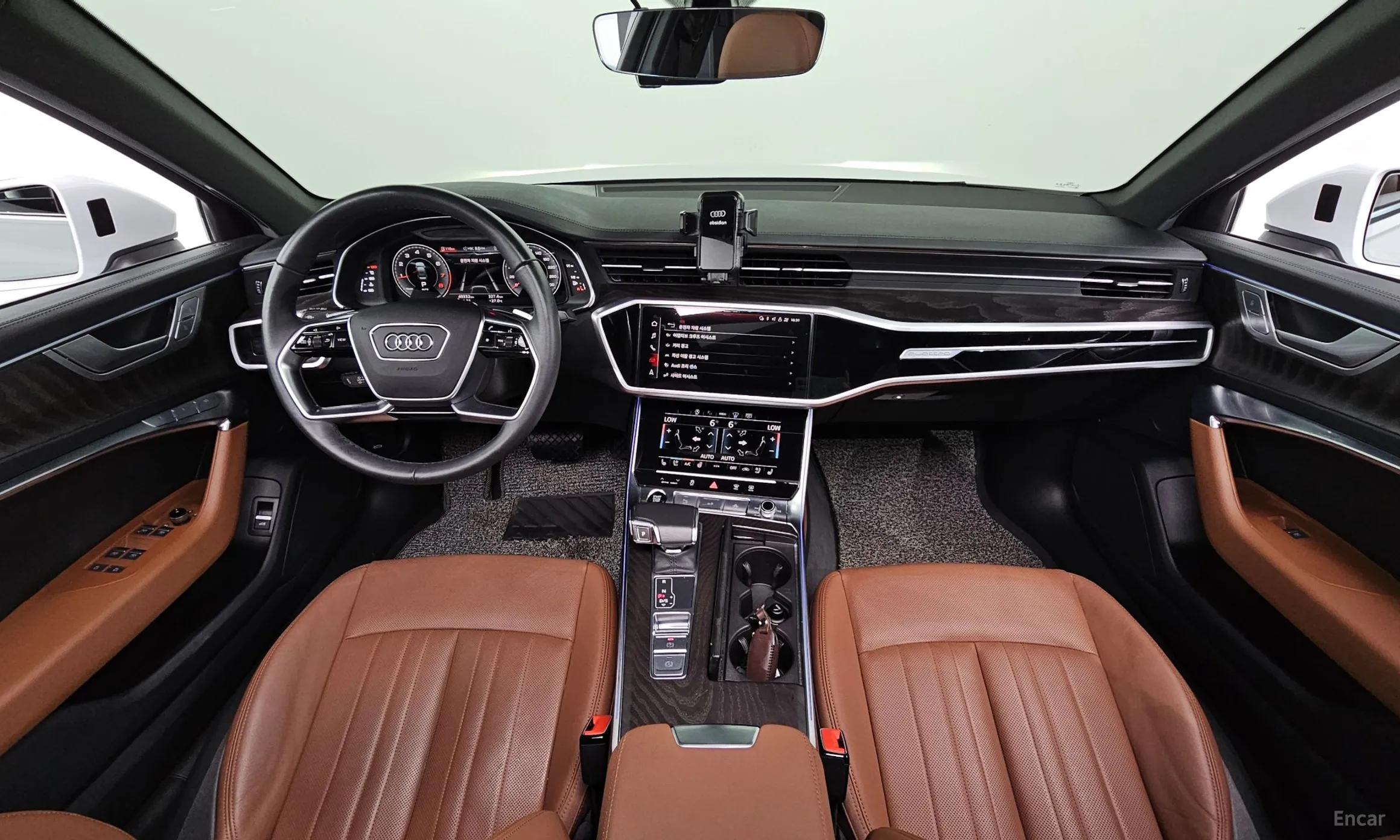 Audi A6 (C8) превью 4