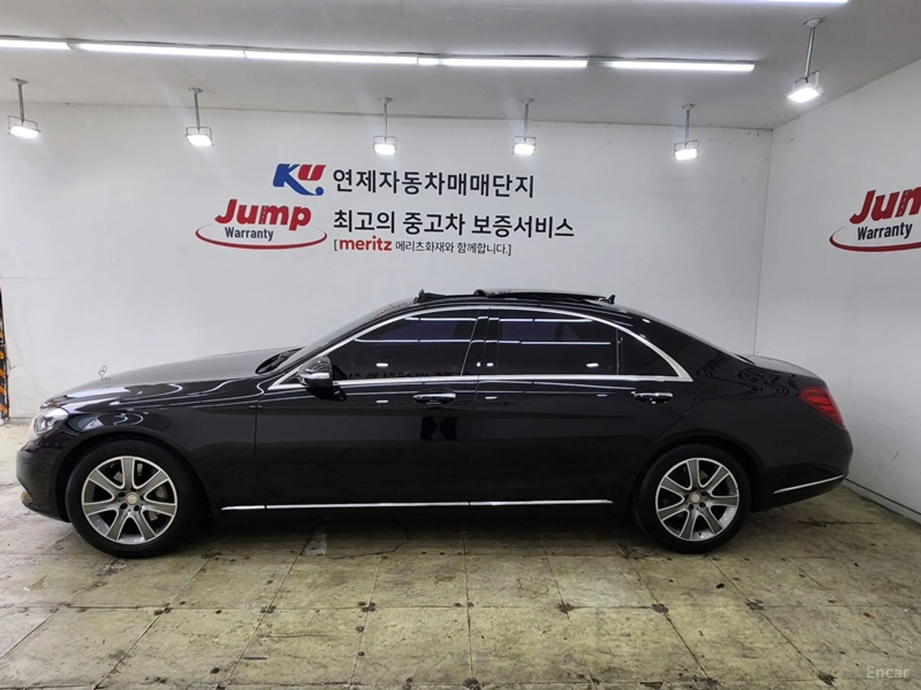 Mercedes Benz S-Class W222