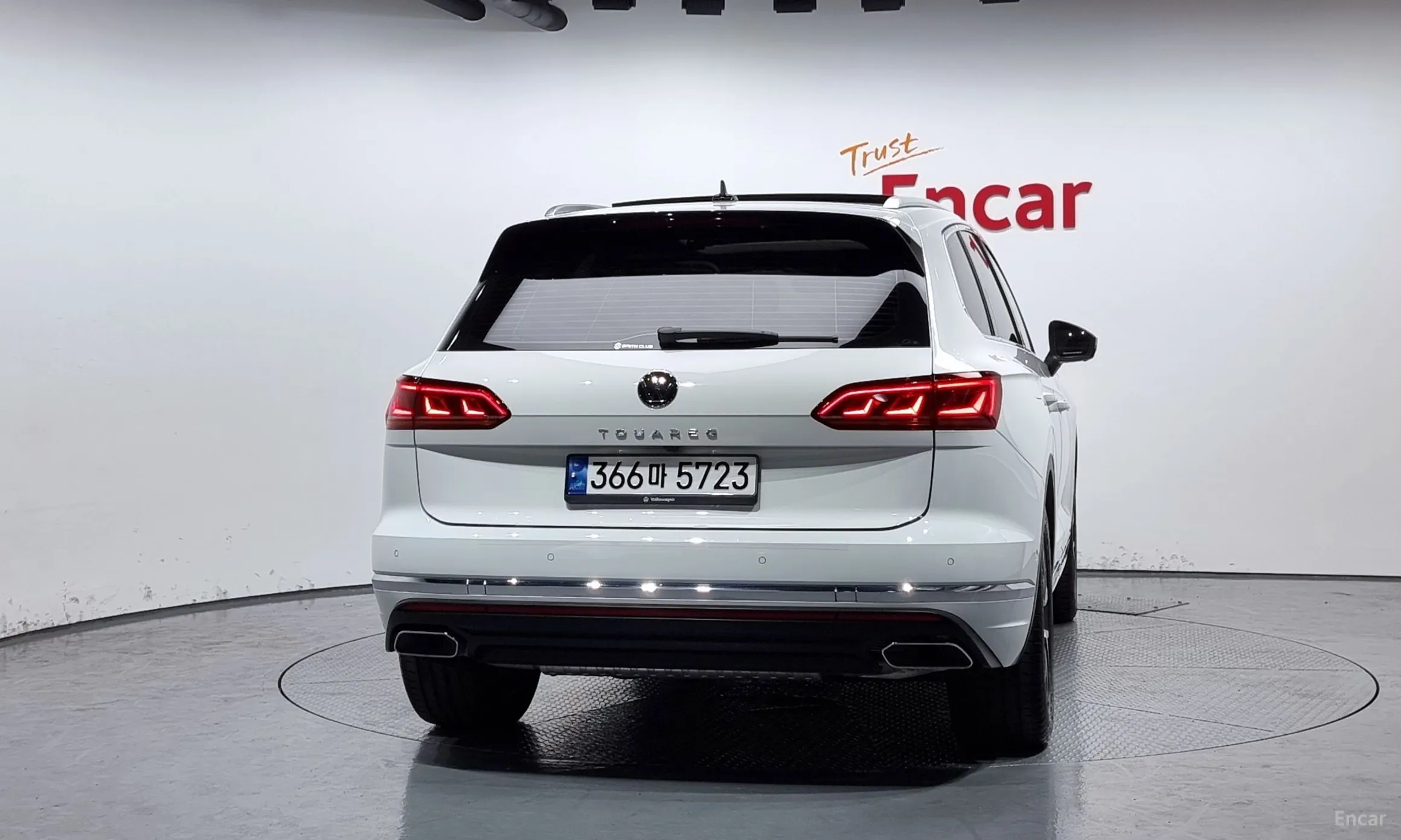 Volkswagen Touareg 3rd Generation превью 3