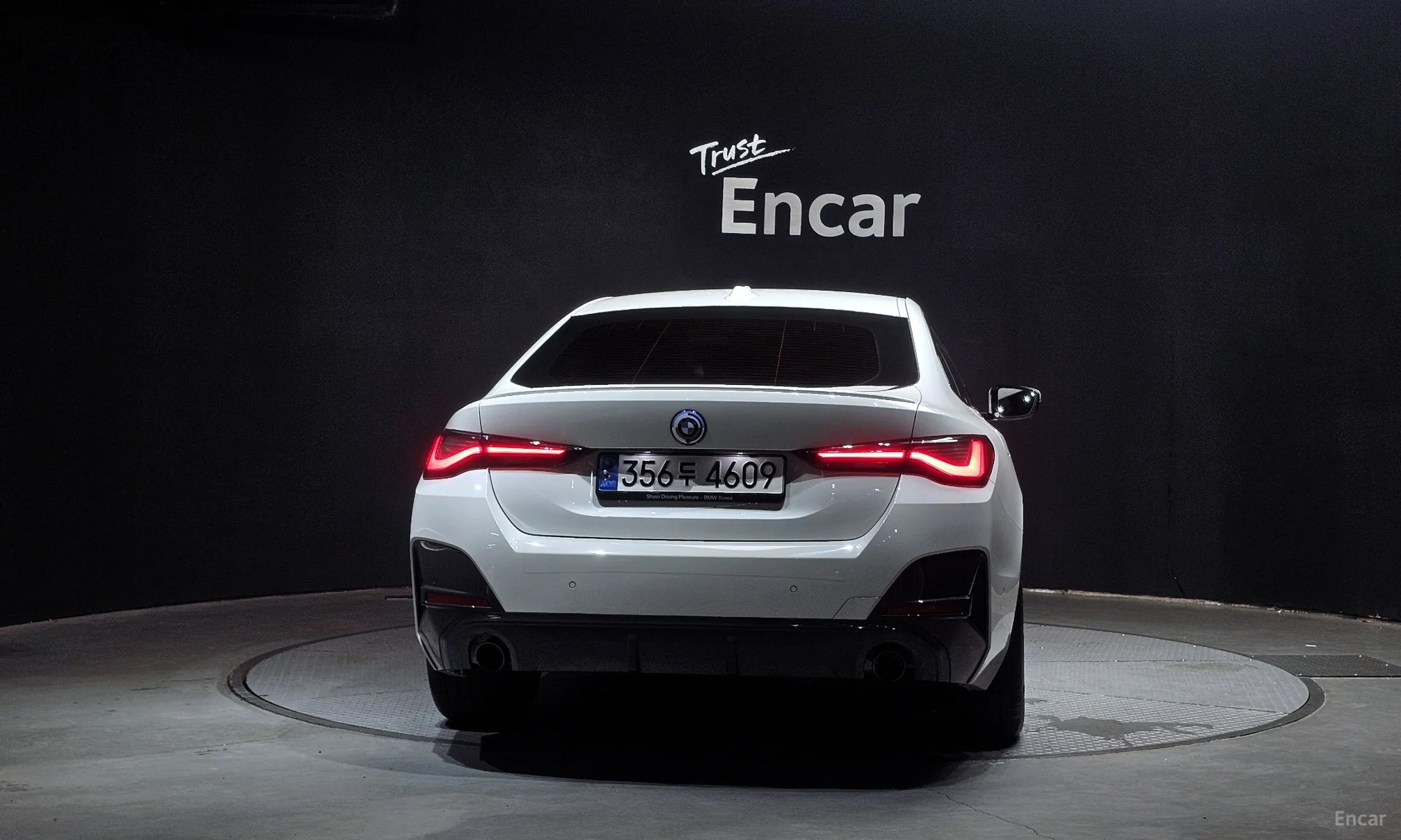 BMW Series 4 (G22) превью 3