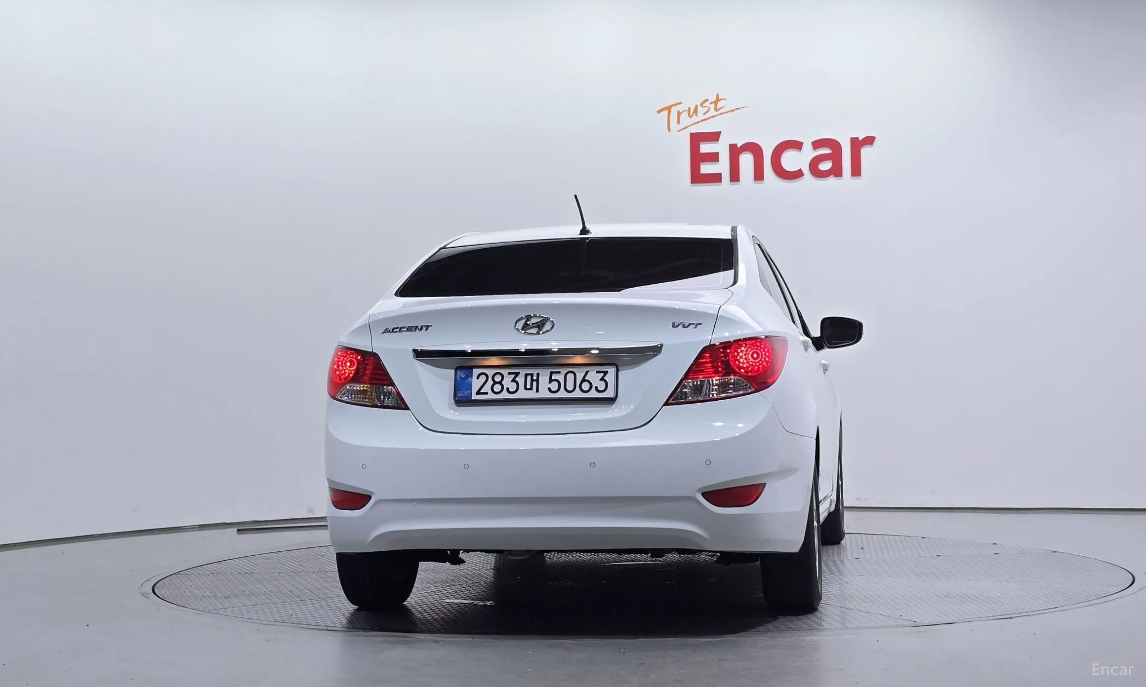 Hyundai Accent (new) превью 3