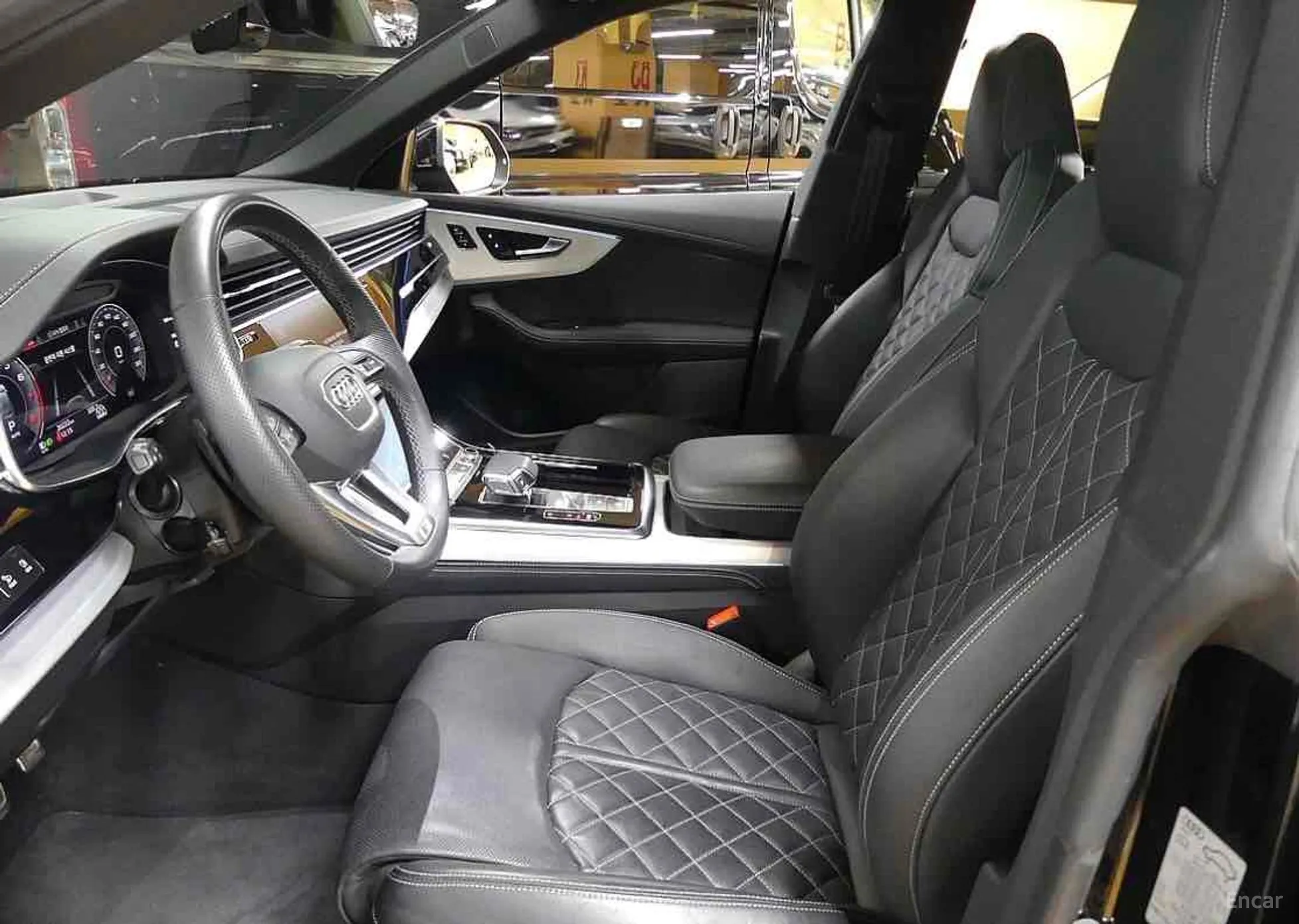 Audi Q8 (4M) превью 4
