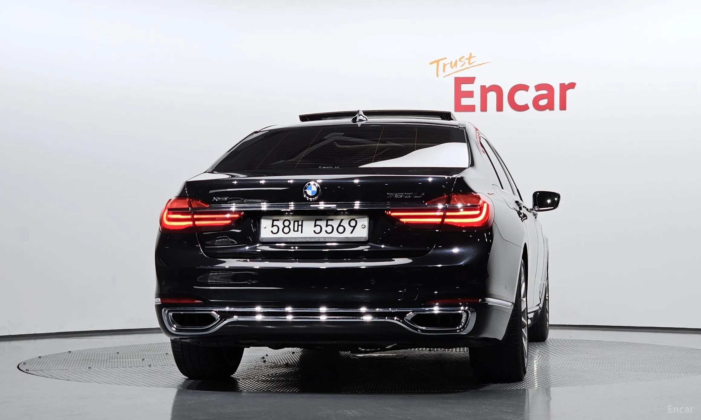 BMW 7 Series (G11) превью 3