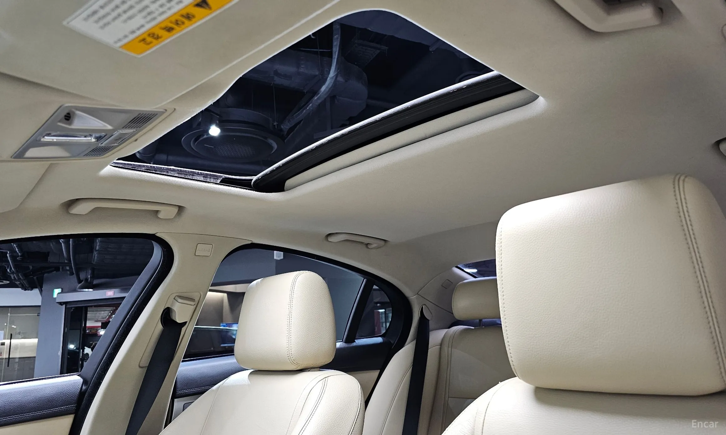 Jaguar New XF превью 19