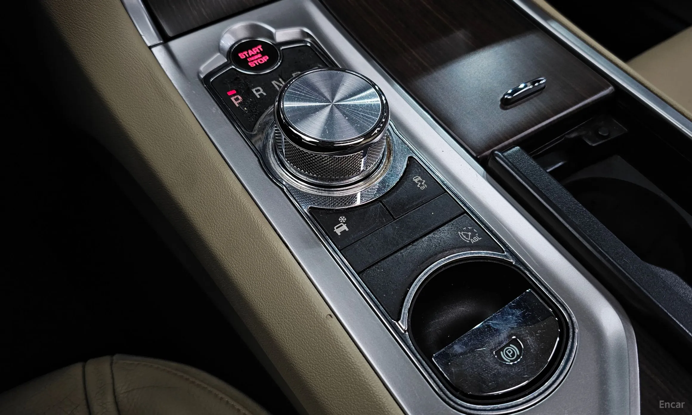 Jaguar New XF превью 9