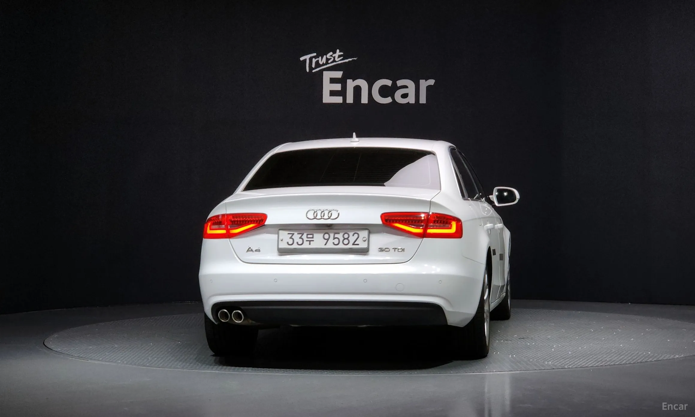 Audi New A4 превью 3