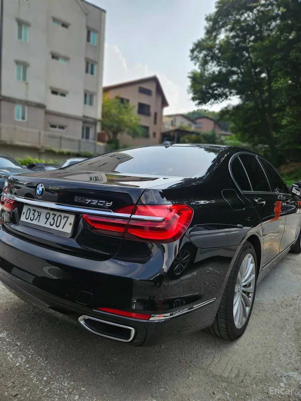 BMW 7 Series (G11) превью 2