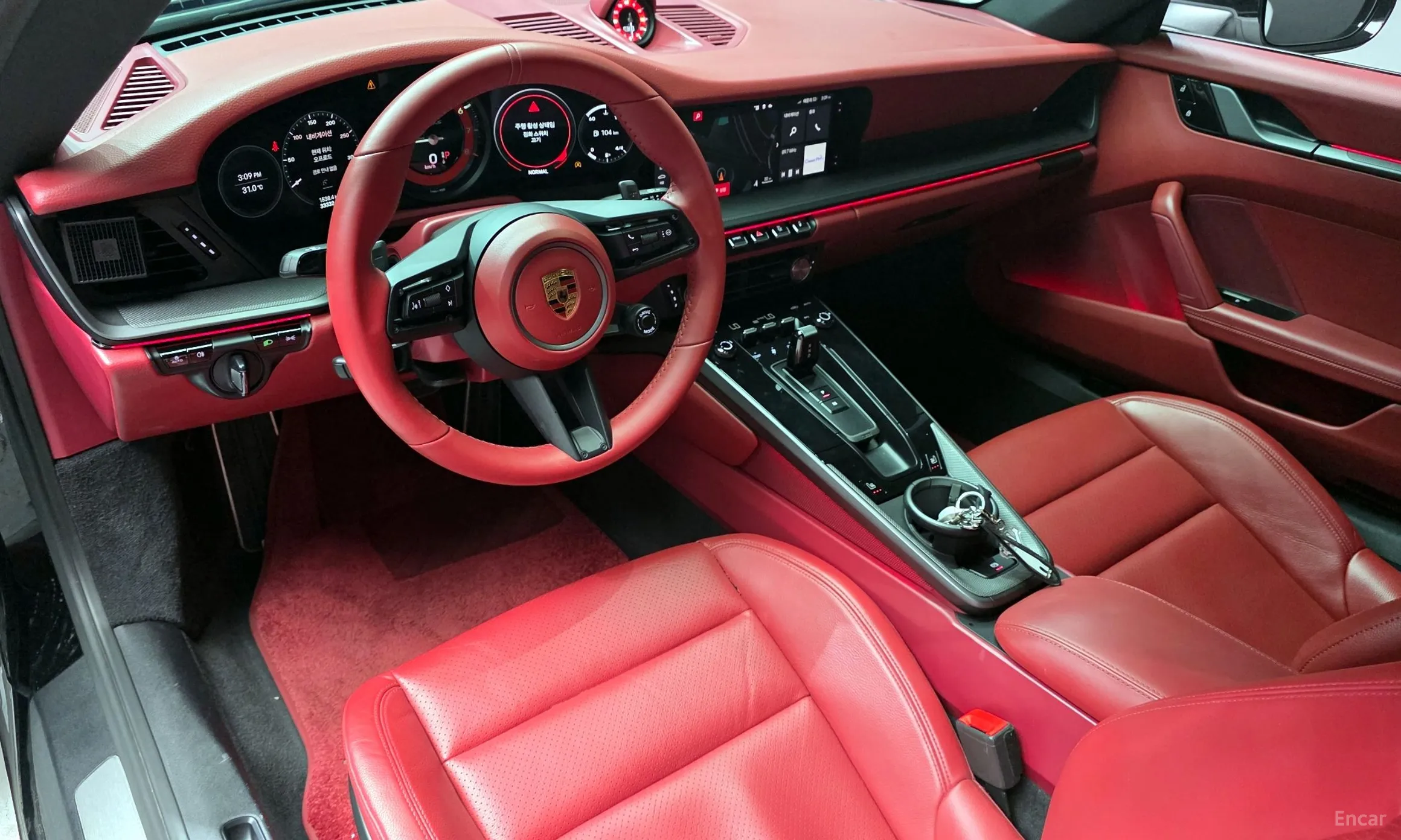 Porsche 911 (992) превью 4