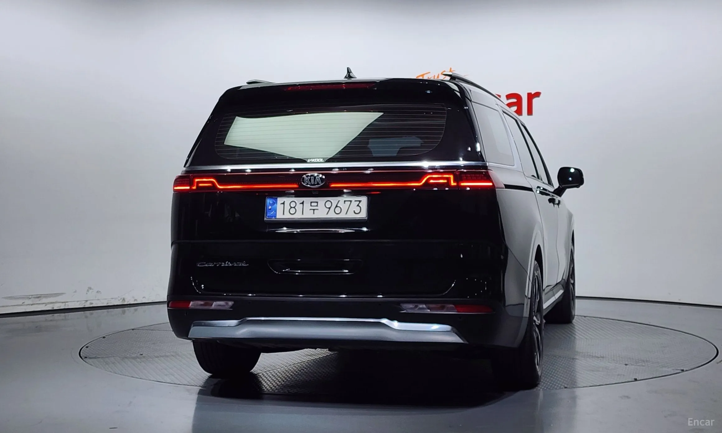 Kia Carnival Gen 4 превью 3